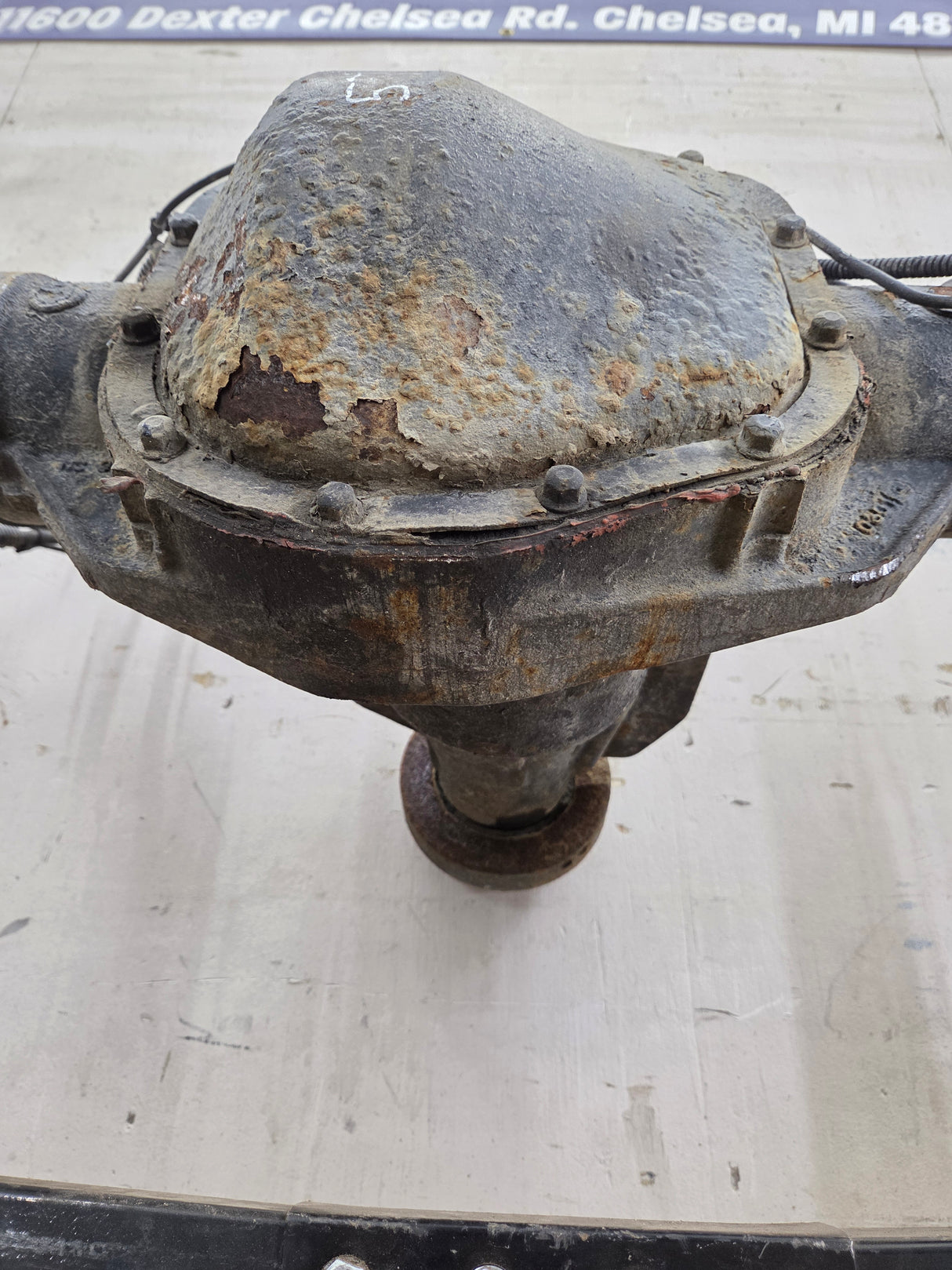 2011-2012 Ford Super Duty F250 F350 Rear Axle 3.55 Gear Ratio Electric Locking Rear End 184k miles
