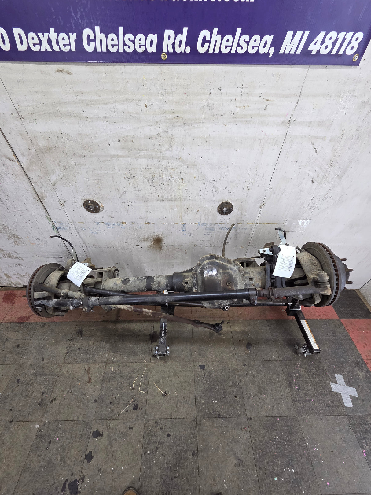 2008-2010 Ford Super Duty F250 F350 FRONT Axle 3.73 SRW