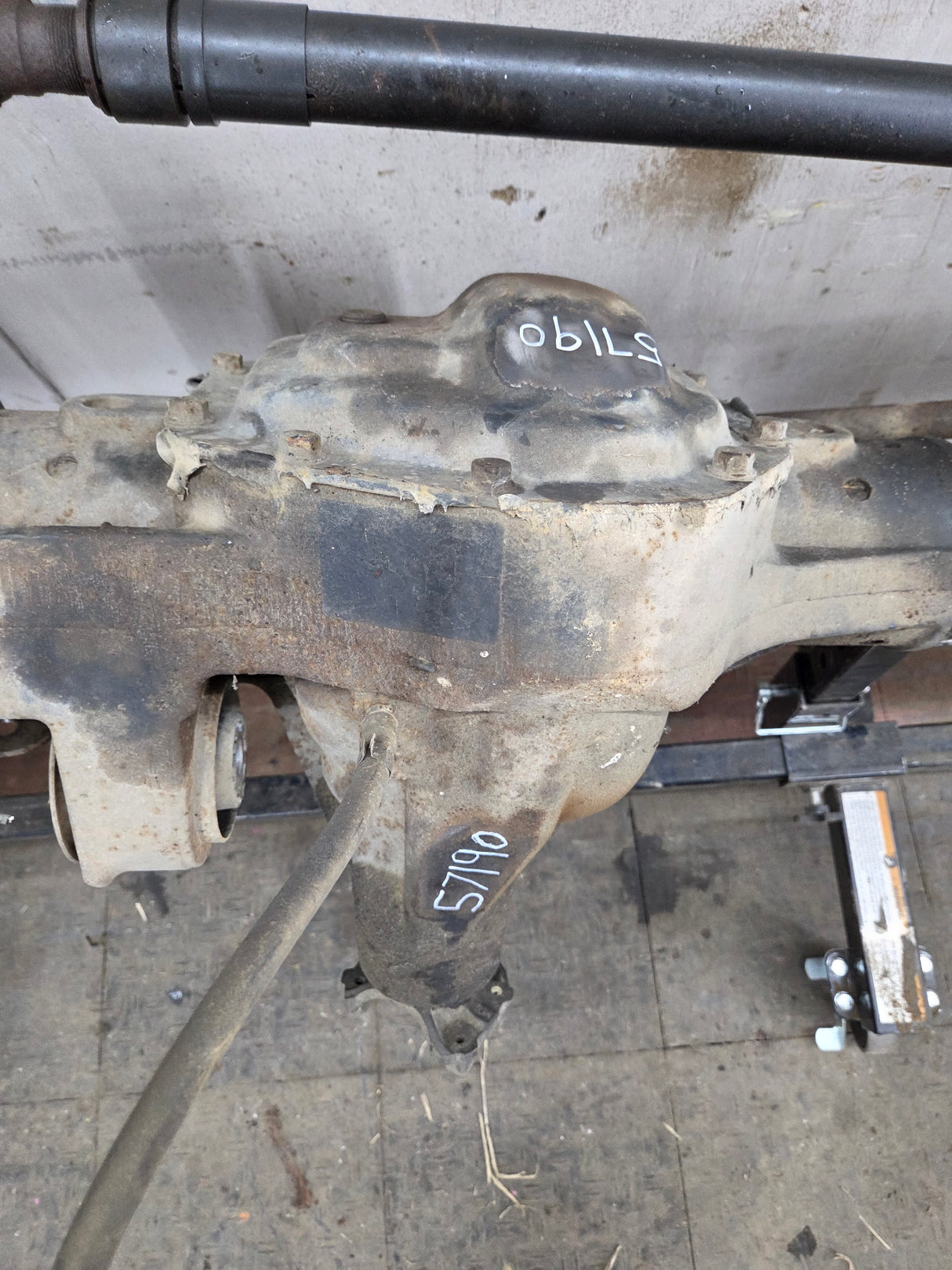 2008-2010 Ford Super Duty F250 F350 FRONT Axle 3.73 SRW