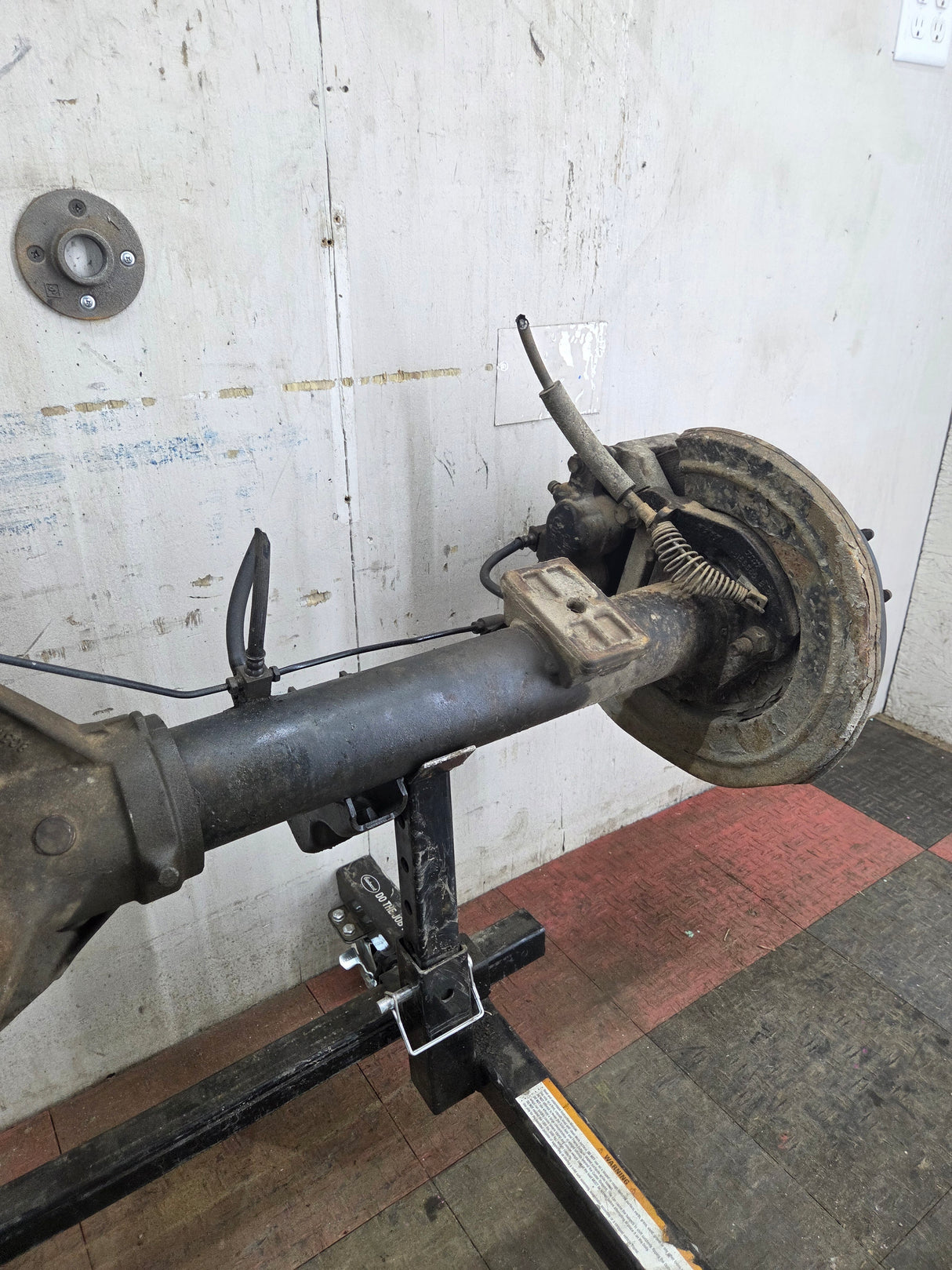 2008-2010 Ford Super Duty F250 F350 SRW Rear Axle 3.73 Gear Ratio