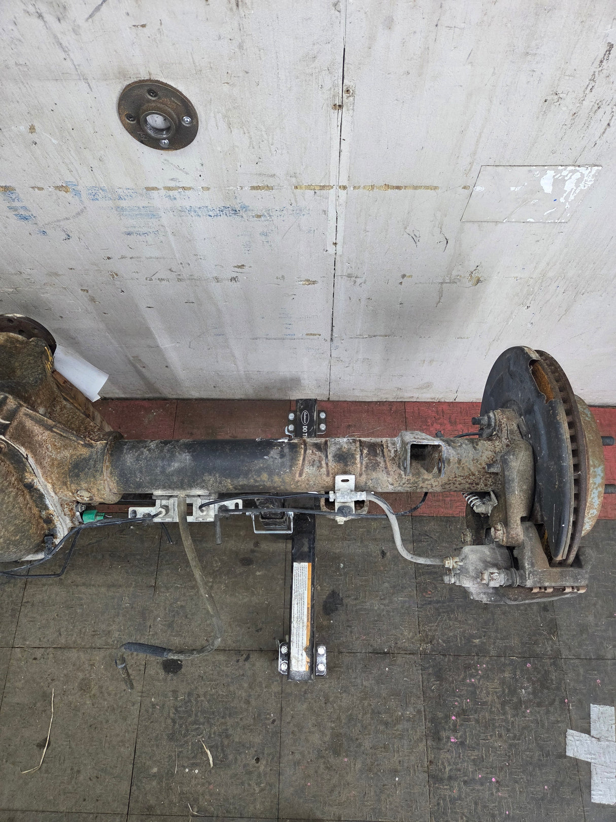 2015-2017 Ford F150 9.75" Rear Axle 3.31 Gear Ratio Electronic Locking