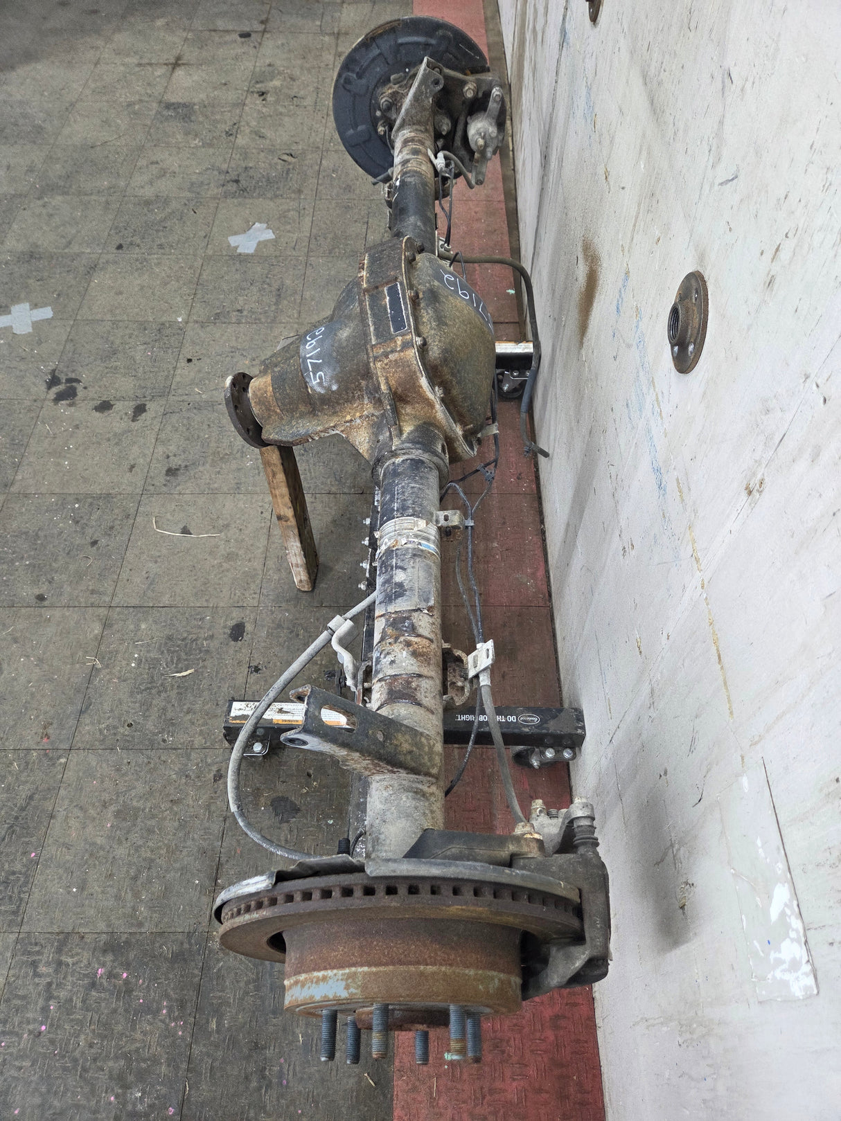 2015-2017 Ford F150 9.75" Rear Axle 3.31 Gear Ratio Electronic Locking