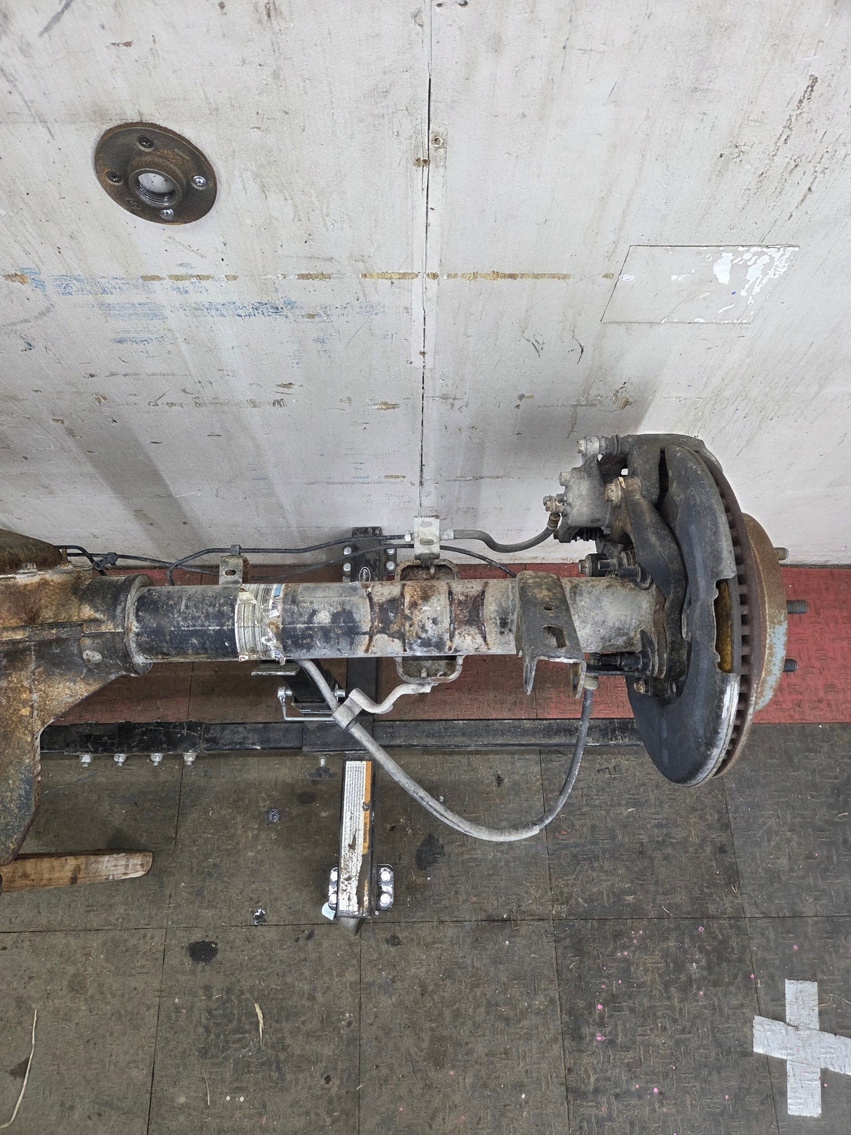 2015-2017 Ford F150 9.75" Rear Axle 3.31 Gear Ratio Electronic Locking