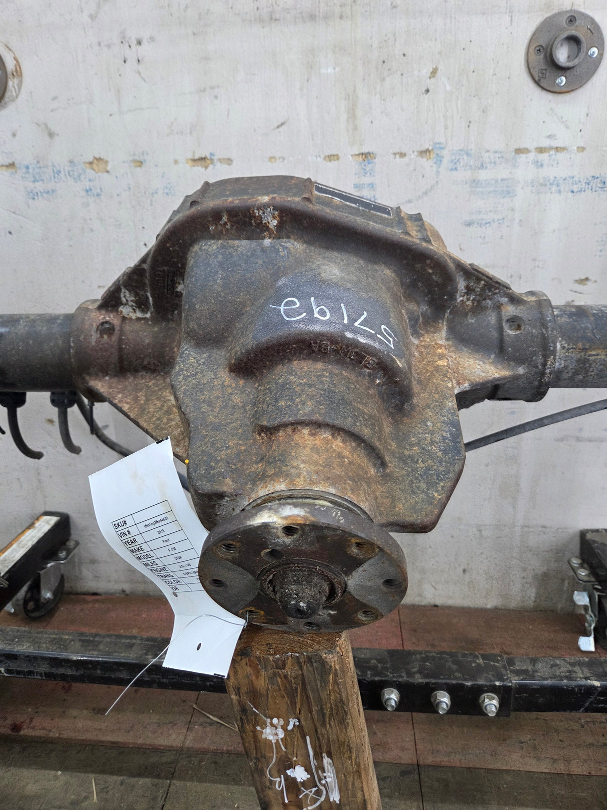 2015-2017 Ford F150 9.75" Rear Axle 3.31 Gear Ratio Electronic Locking