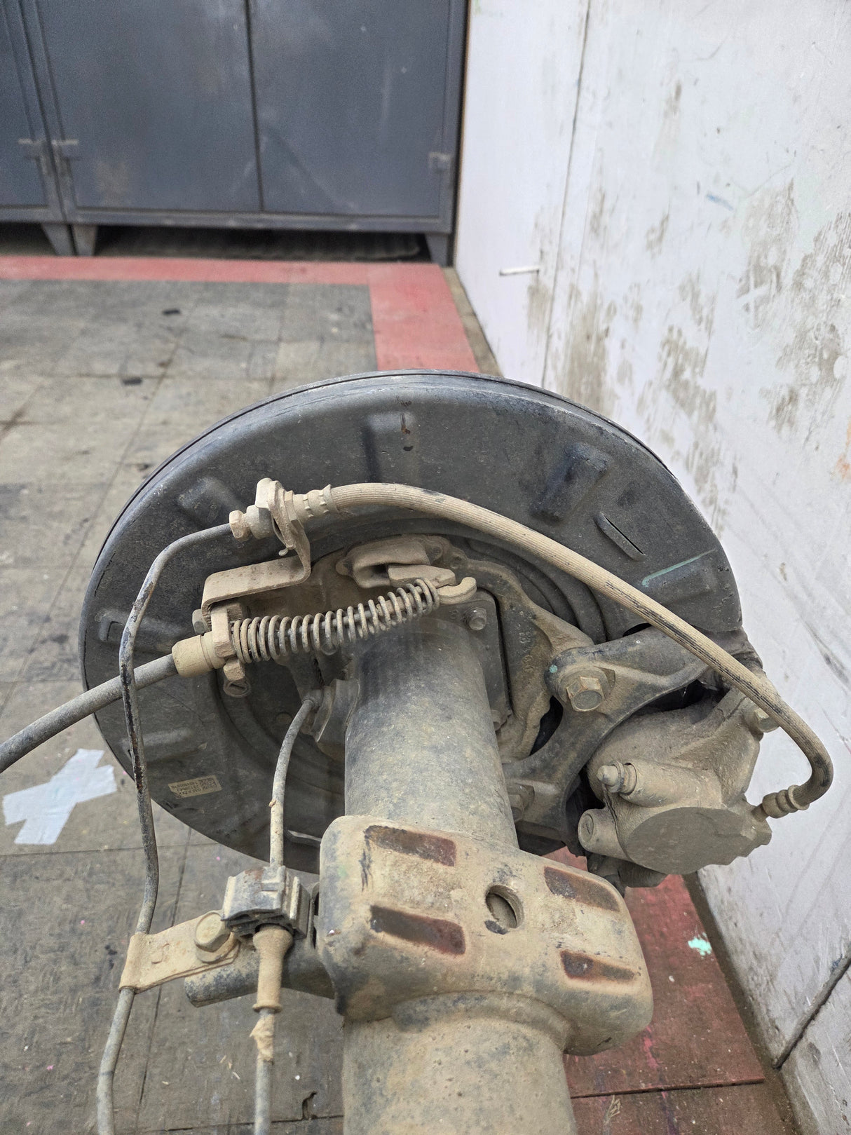 2014-2018 Chevrolet Silverado GMC Sierra 1500 Rear Axle 9.5" ring gear, 12 bolt, 3.42 ratio