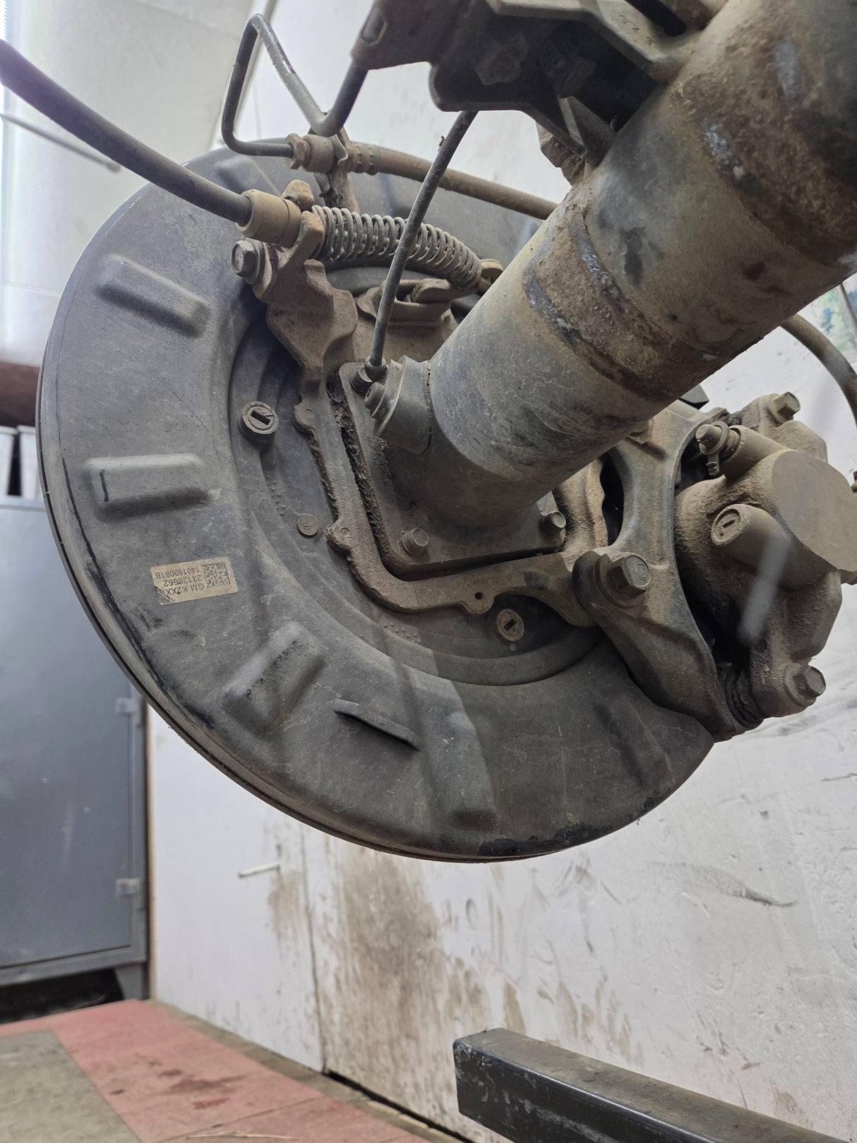 2014-2018 Chevrolet Silverado GMC Sierra 1500 Rear Axle 9.5" ring gear, 12 bolt, 3.42 ratio