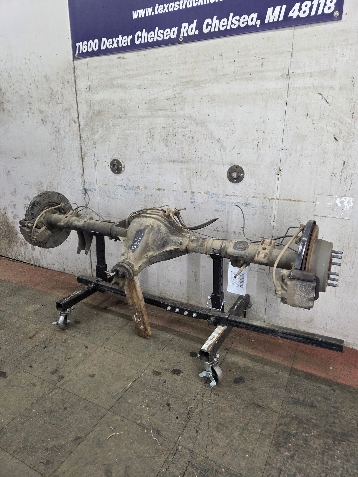 2014-2018 Chevrolet Silverado GMC Sierra 1500 Rear Axle 9.5" ring gear, 12 bolt, 3.42 ratio