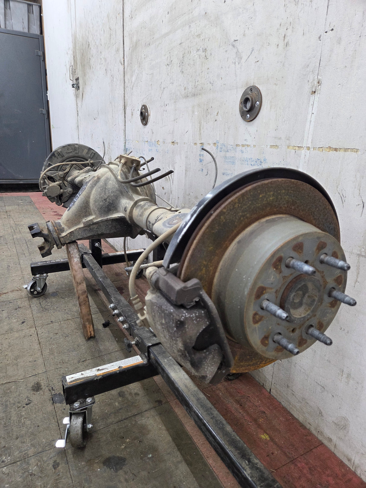 2014-2018 Chevrolet Silverado GMC Sierra 1500 Rear Axle 9.5" ring gear, 12 bolt, 3.42 ratio