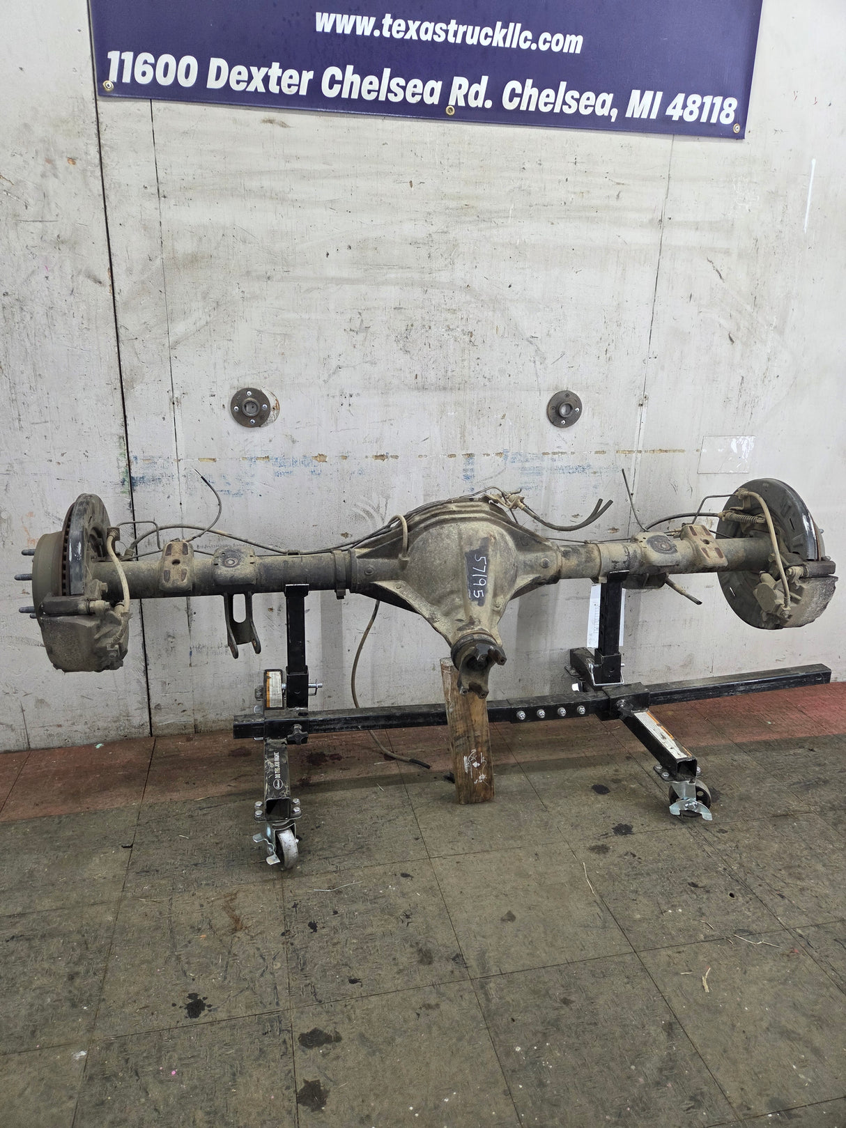 2014-2018 Chevrolet Silverado GMC Sierra 1500 Rear Axle 9.5" ring gear, 12 bolt, 3.42 ratio