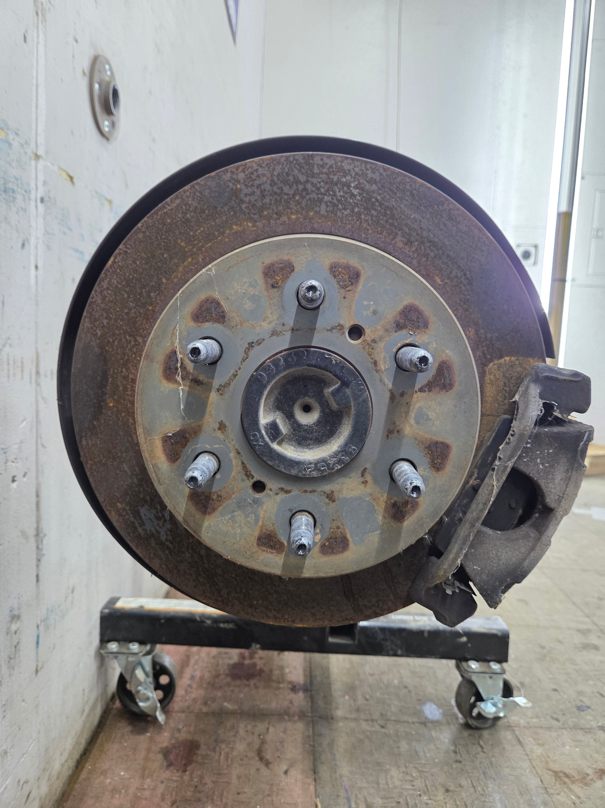 2014-2018 Chevrolet Silverado GMC Sierra 1500 Rear Axle 9.5" ring gear, 12 bolt, 3.42 ratio