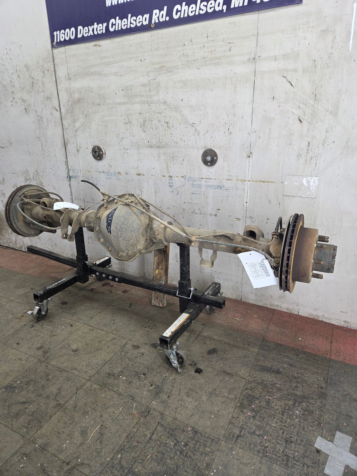 2001-2007 Chevrolet Silverado / GMC Sierra 2500 3500 HD Rear Axle 4.10 10.5"