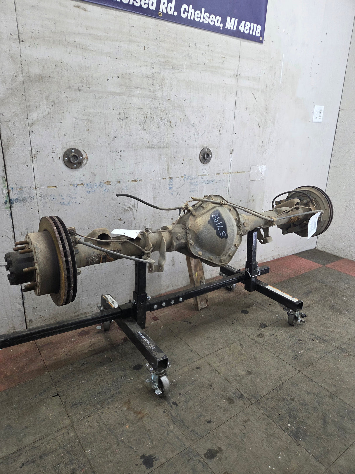 2001-2007 Chevrolet Silverado / GMC Sierra 2500 3500 HD Rear Axle 4.10 10.5"