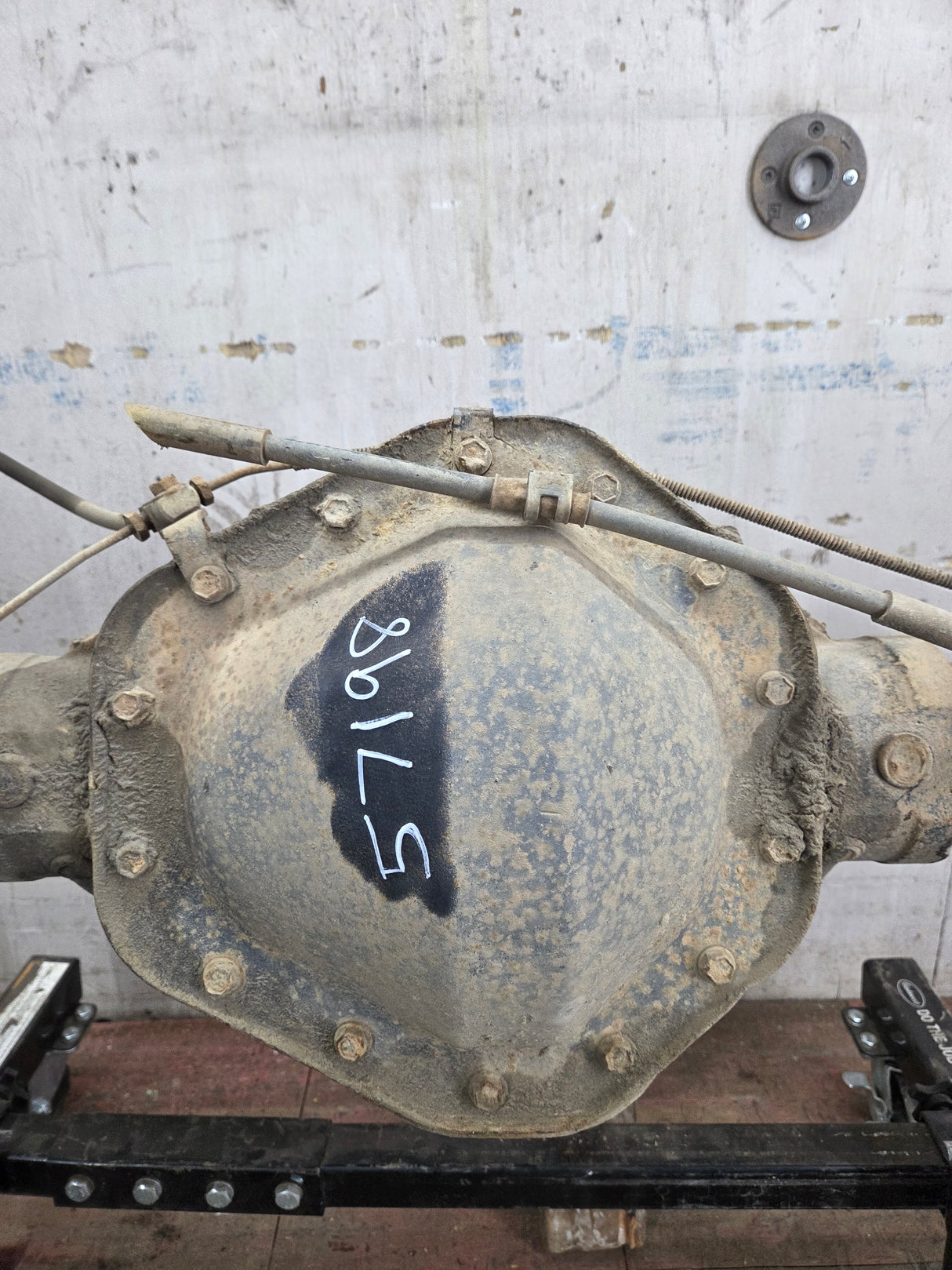 2001-2007 Chevrolet Silverado / GMC Sierra 2500 3500 HD Rear Axle 4.10 10.5"