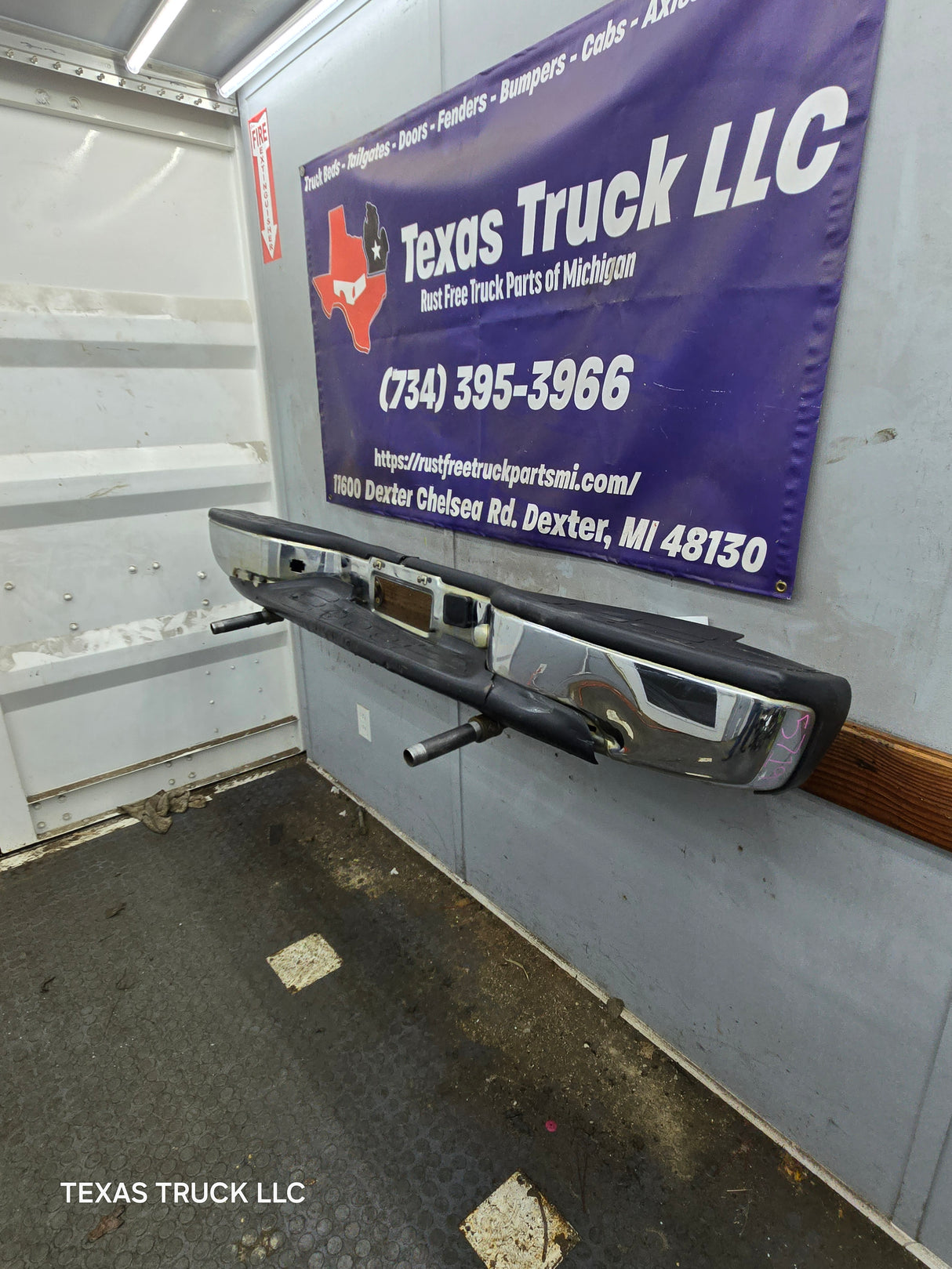 1999-2007 Chevrolet Silverado / GMC Sierra 2500 3500 HD Rear Bumper - Chrome