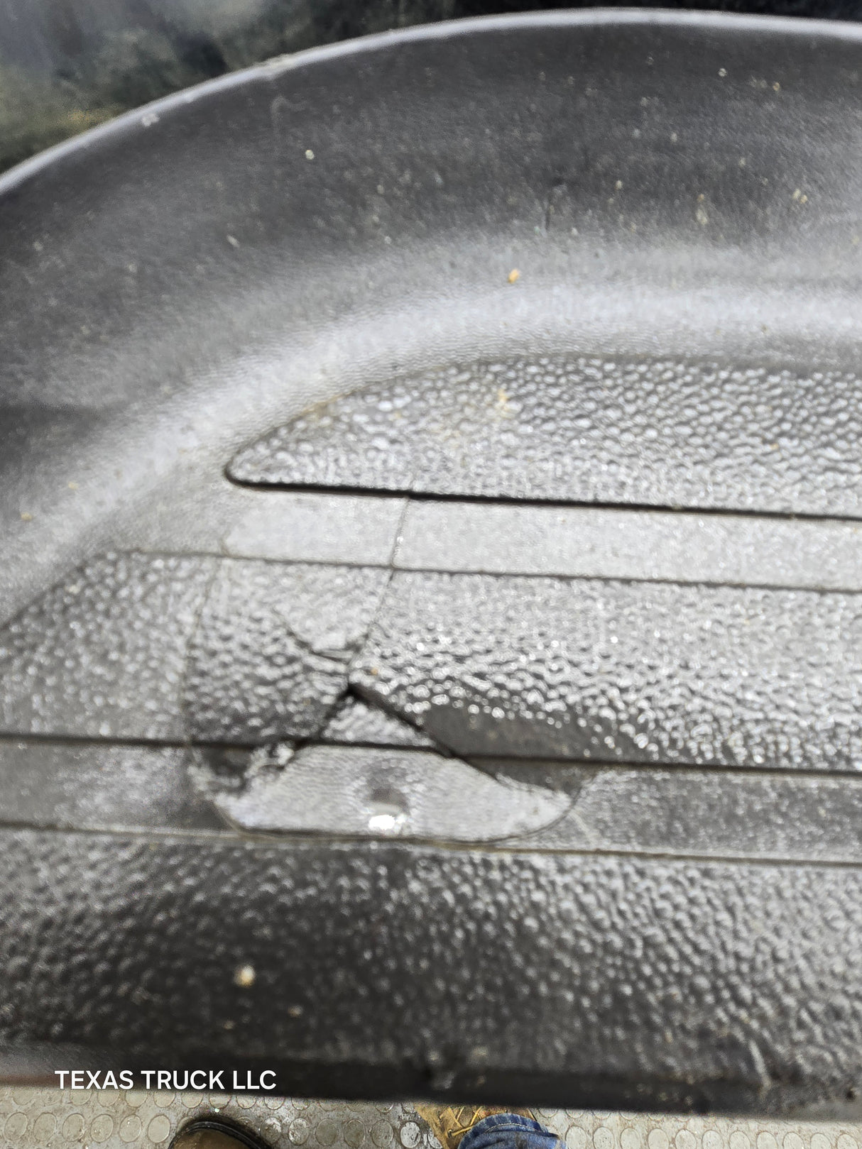 1999-2007 Chevrolet Silverado / GMC Sierra 2500 3500 HD Rear Bumper - Chrome