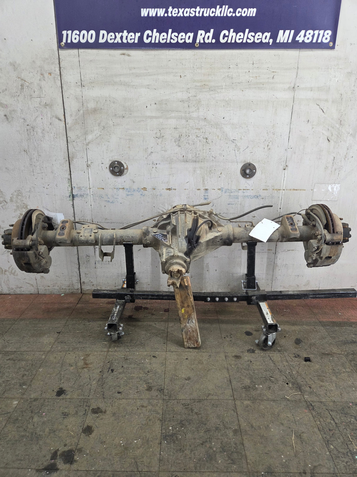 2001-2007 Chevrolet Silverado / GMC Sierra 2500 3500 HD Rear Axle 4.10 10.5"