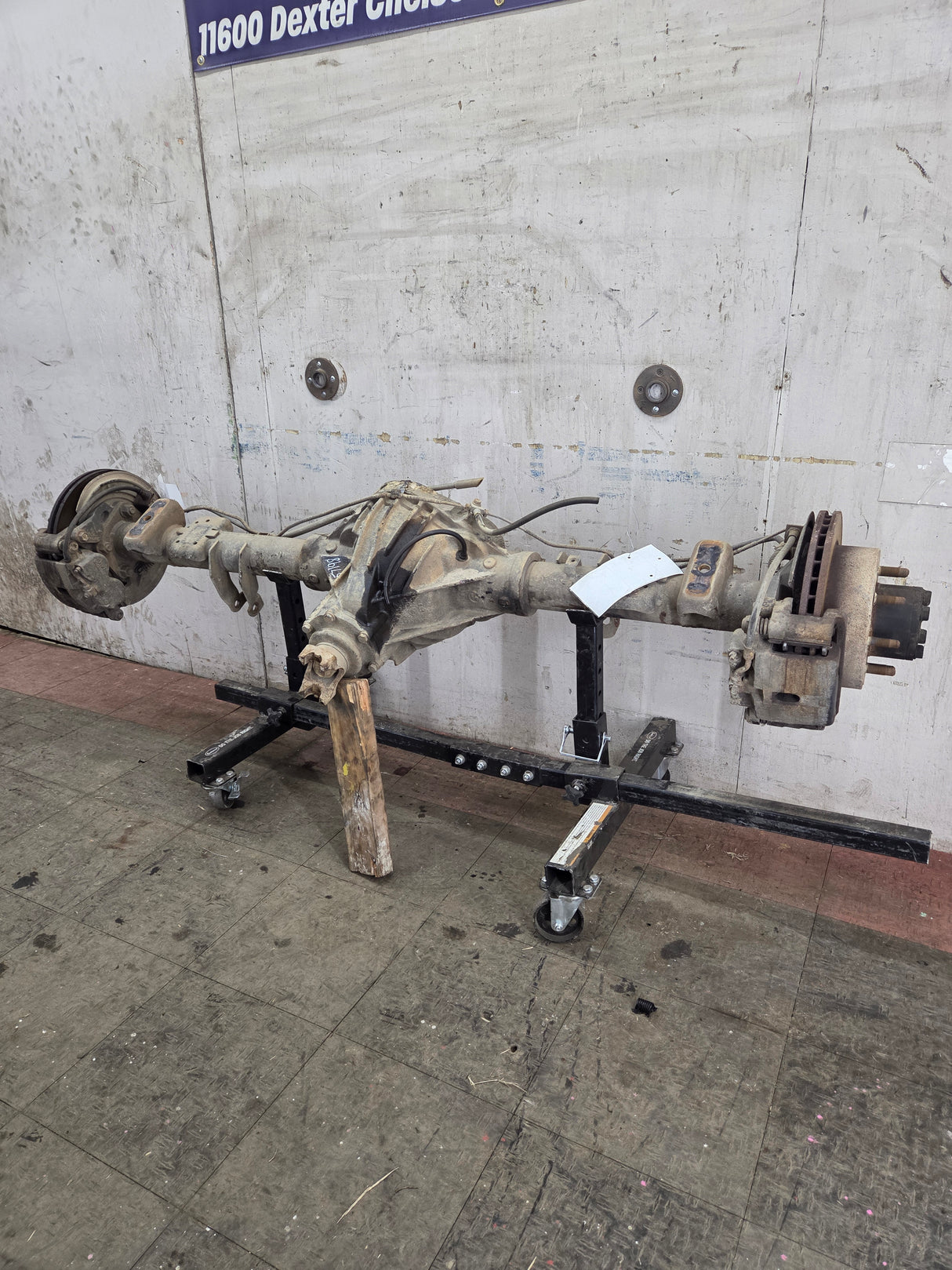 2001-2007 Chevrolet Silverado / GMC Sierra 2500 3500 HD Rear Axle 4.10 10.5"