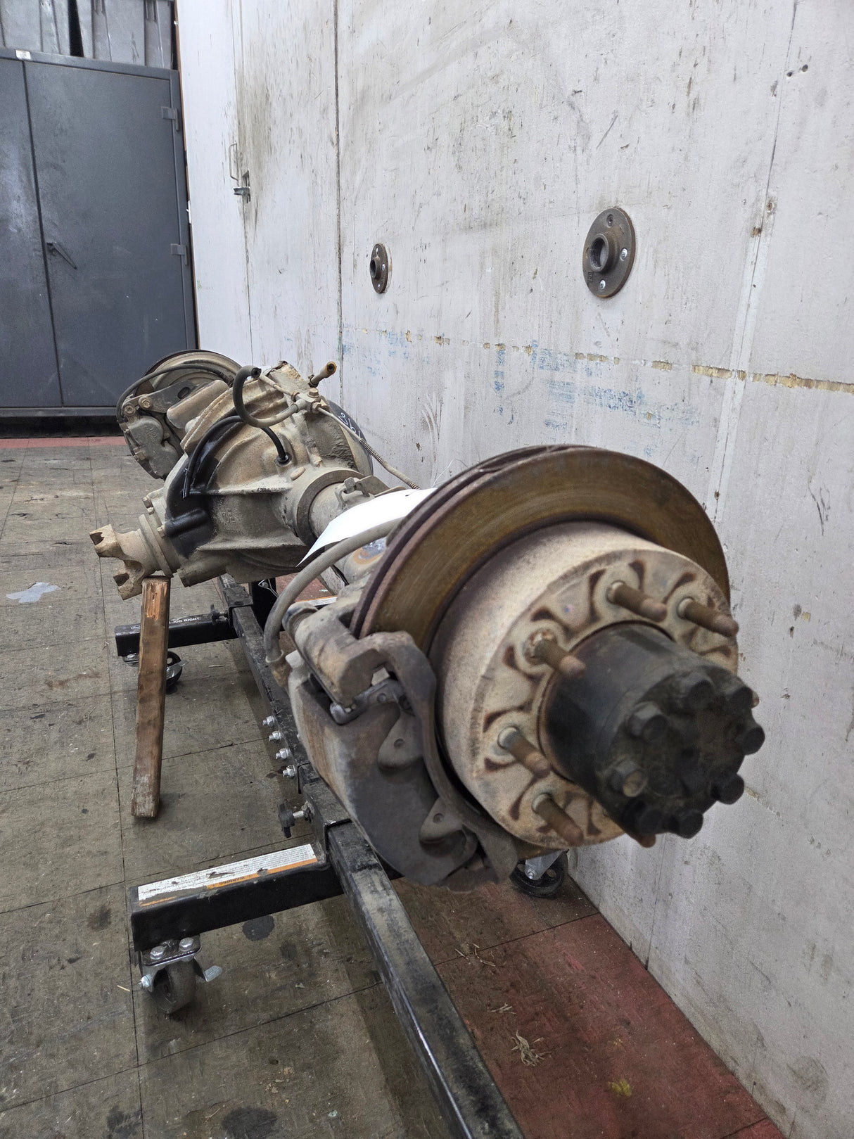 2001-2007 Chevrolet Silverado / GMC Sierra 2500 3500 HD Rear Axle 4.10 10.5"