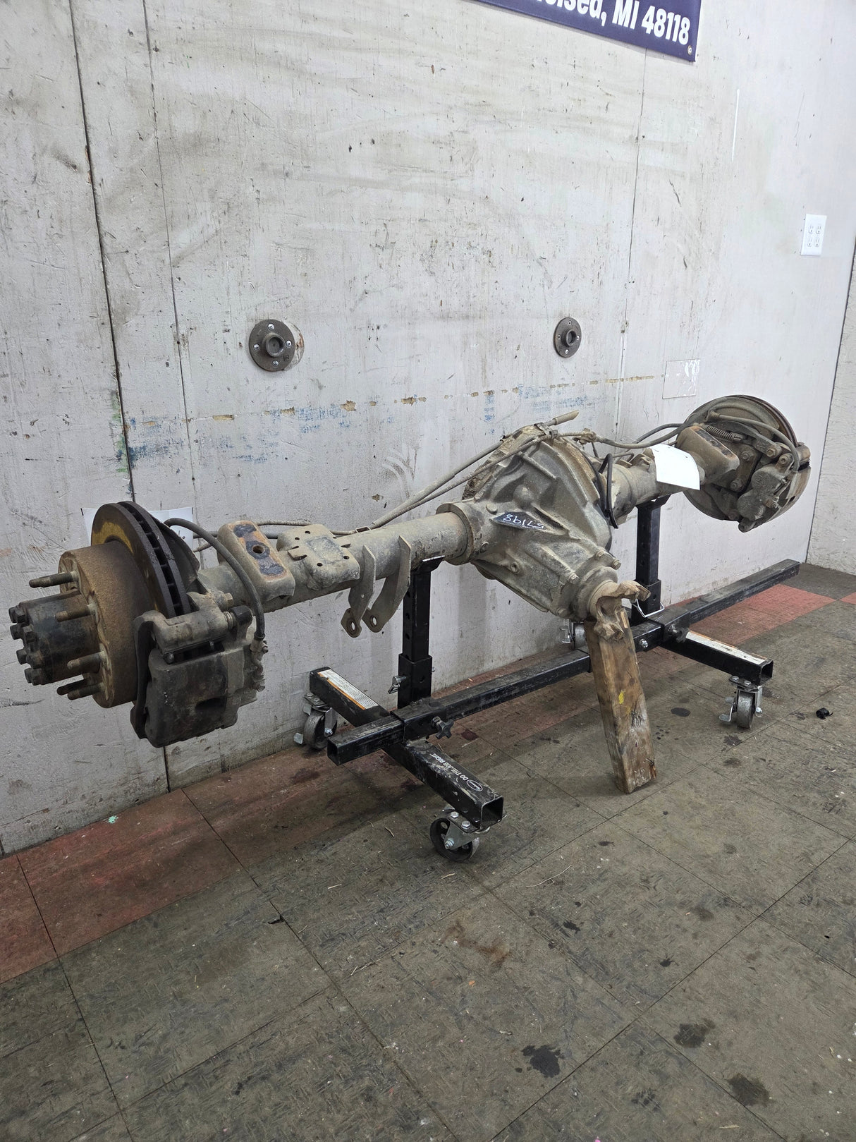 2001-2007 Chevrolet Silverado / GMC Sierra 2500 3500 HD Rear Axle 4.10 10.5"