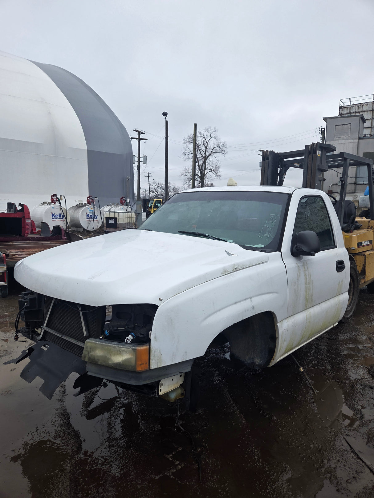 1999-2007 Chevrolet Silverado / GMC Sierra 1500 2500 HD 3500HD Regular Cab Body - Summit white