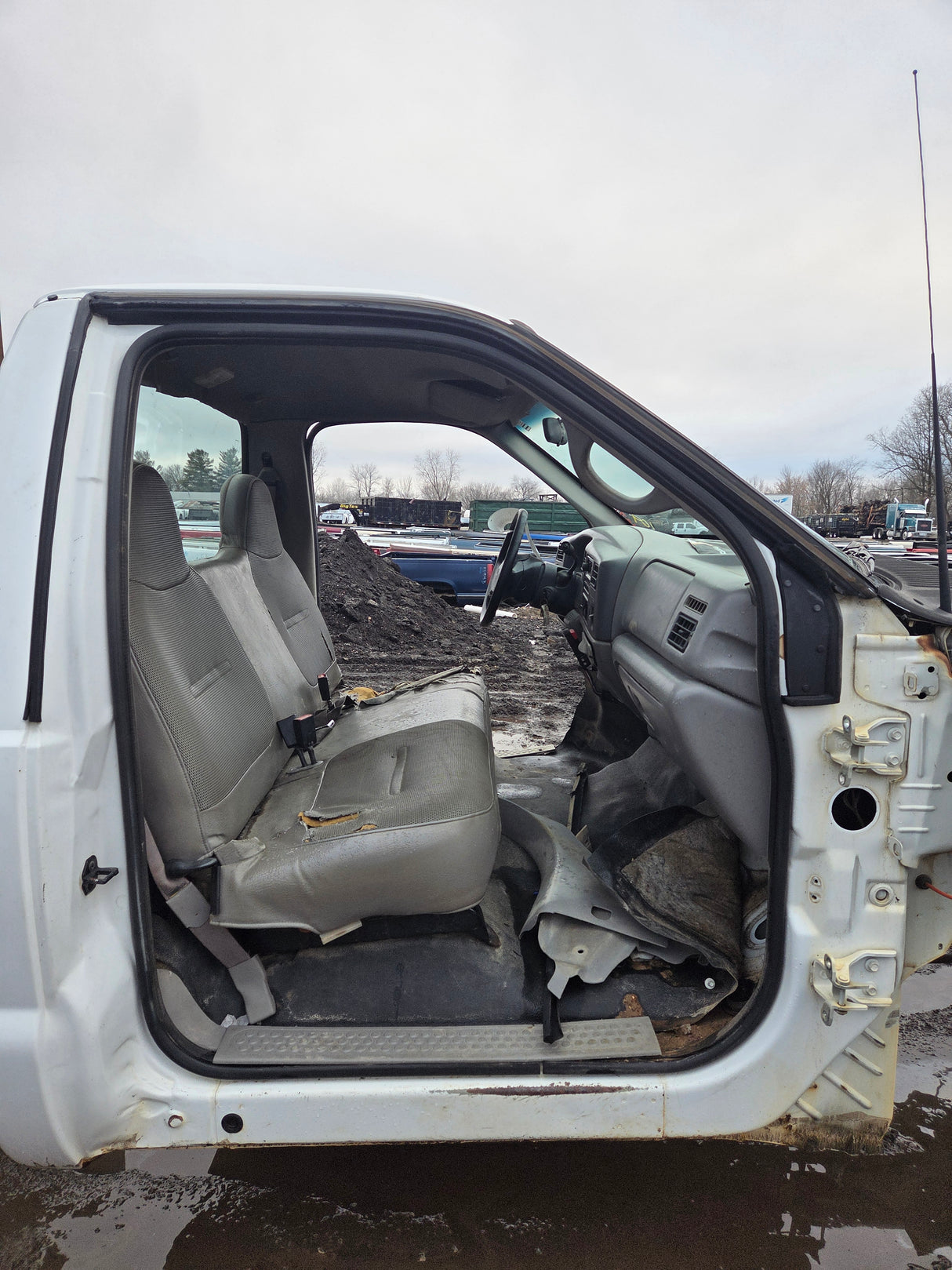 1999-2007 Ford Super Duty F250 F350 F450 F550 2 Door Regular Cab