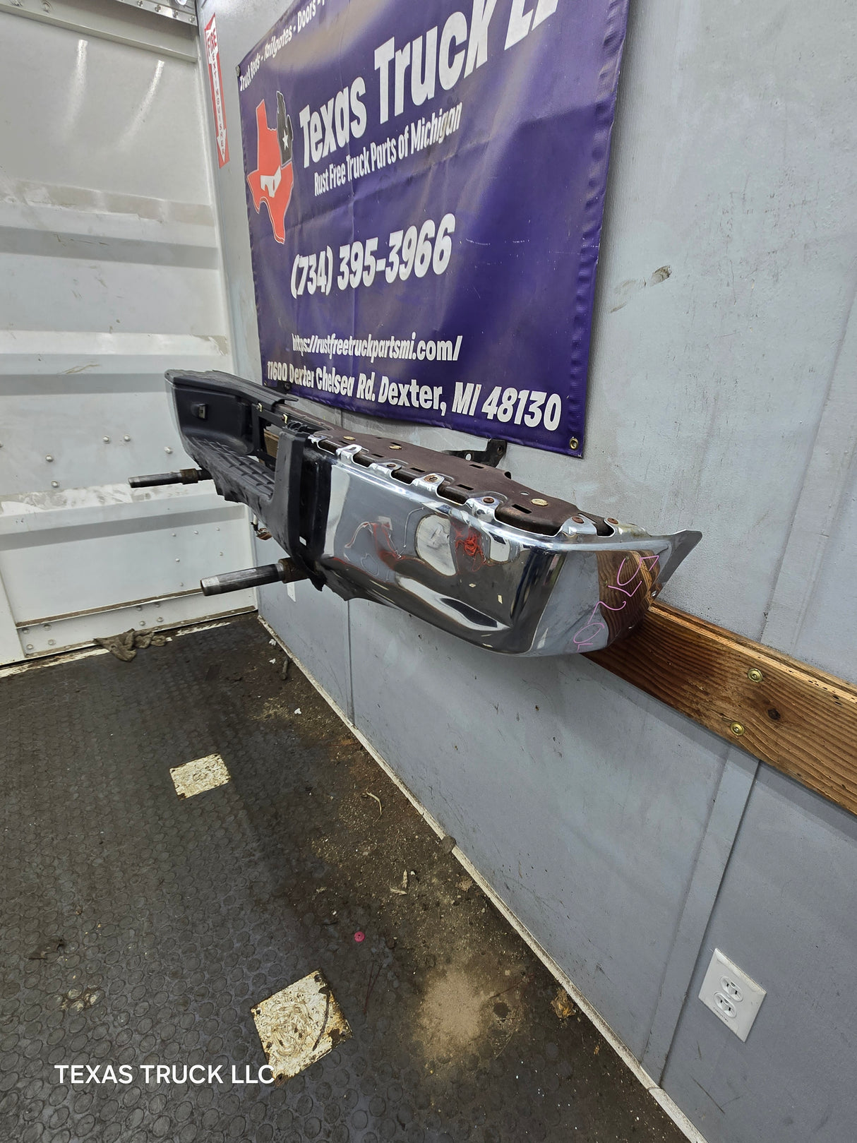 2011-2014 Chevrolet Silverado / GMC Sierra 1500 Rear Bumper