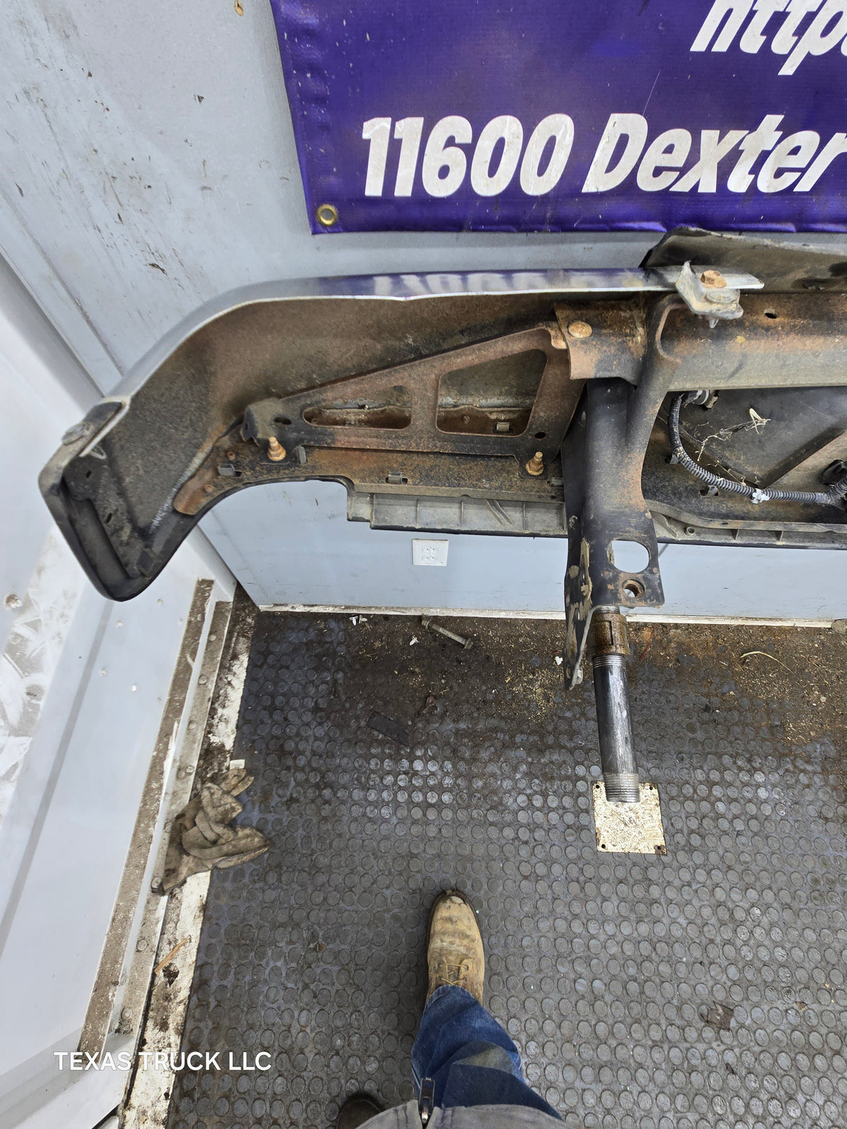 2011-2014 Chevrolet Silverado / GMC Sierra 1500 Rear Bumper