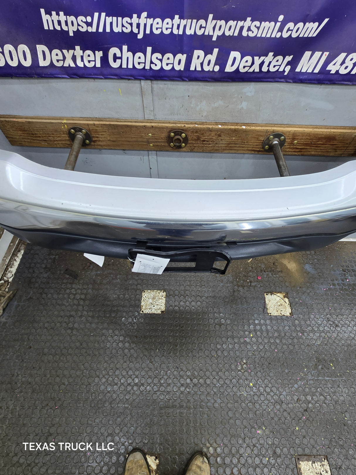 1999-2003 Ford F150 Front Bumper W/Fog Lights