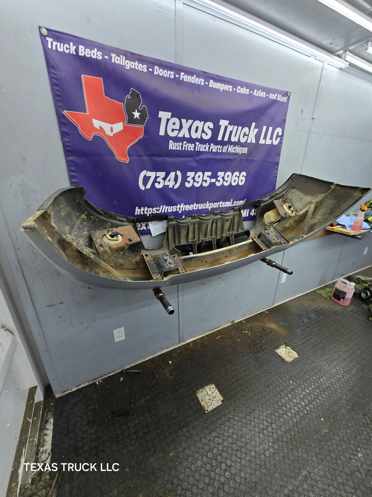 1999-2003 Ford F150 Front Bumper W/Fog Lights