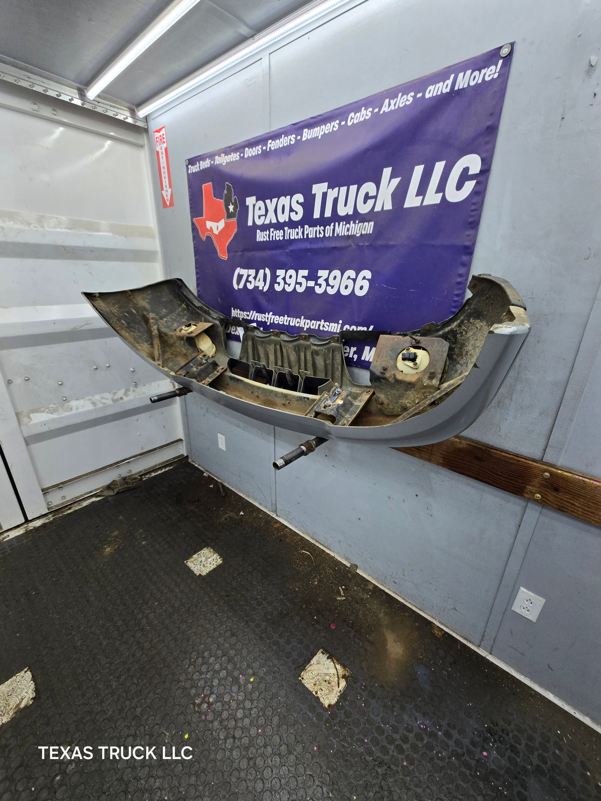 1999-2003 Ford F150 Front Bumper W/Fog Lights