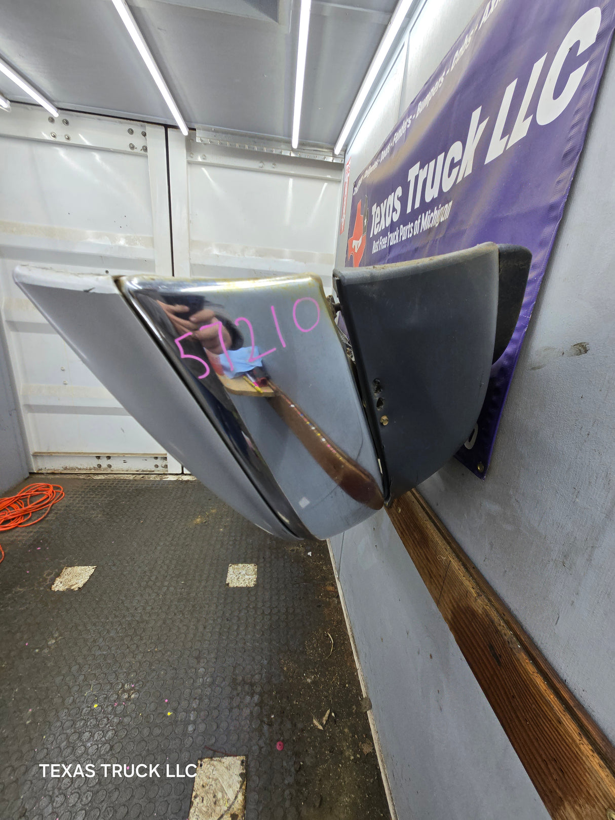 1999-2003 Ford F150 Front Bumper W/Fog Lights