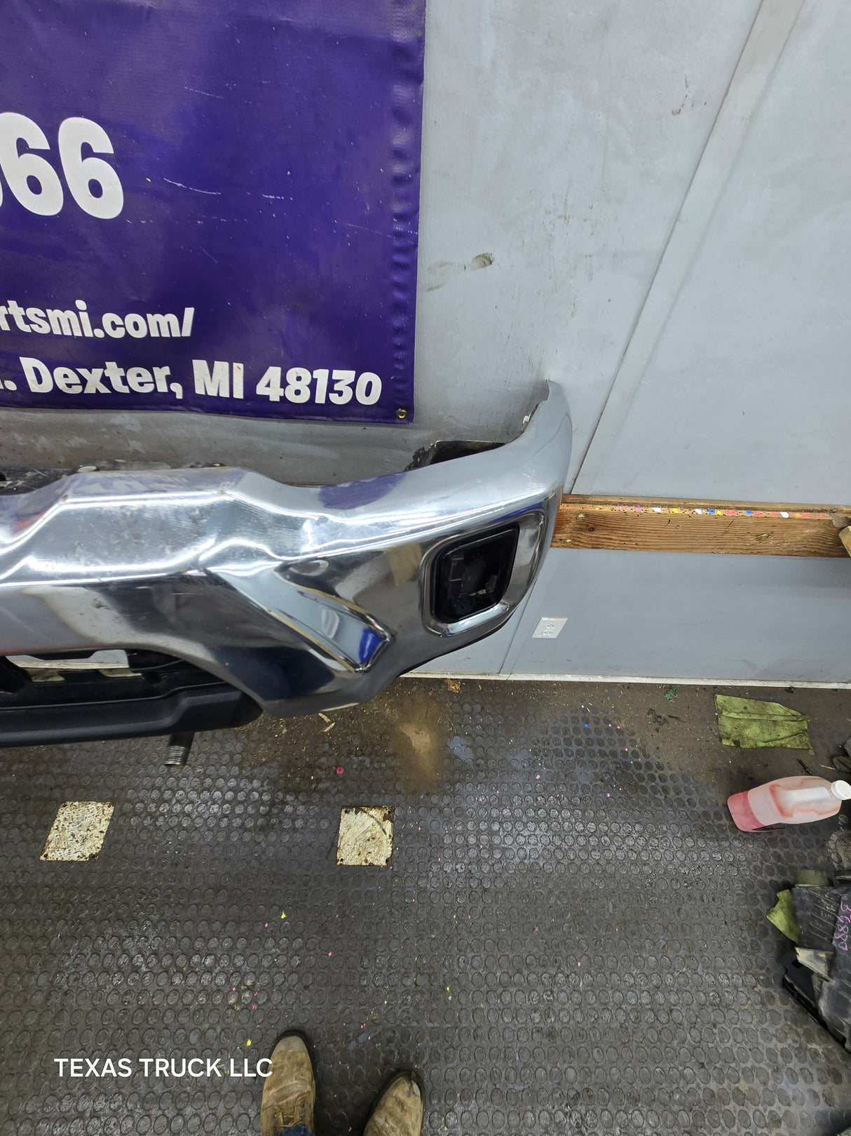 2024-2025 Chevrolet Silverado 2500/3500 HD Front Bumper - Chrome