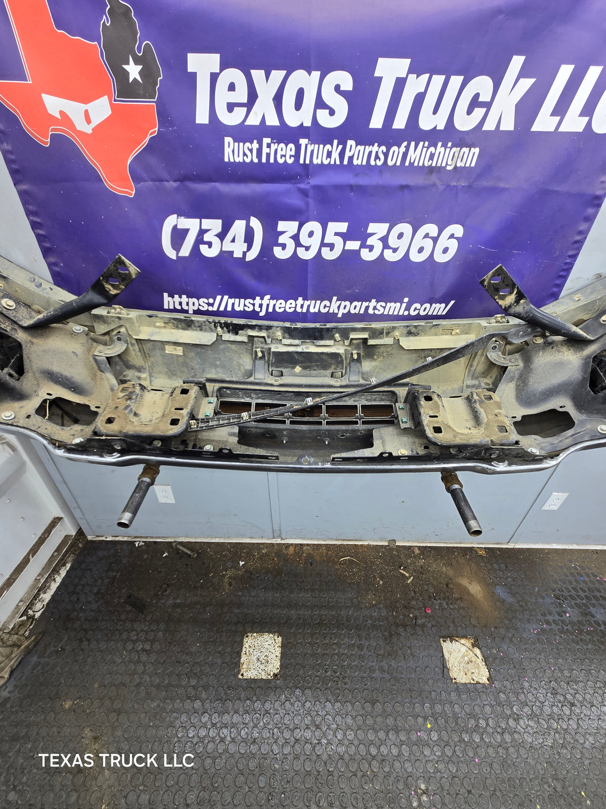 2024-2025 Chevrolet Silverado 2500/3500 HD Front Bumper - Chrome