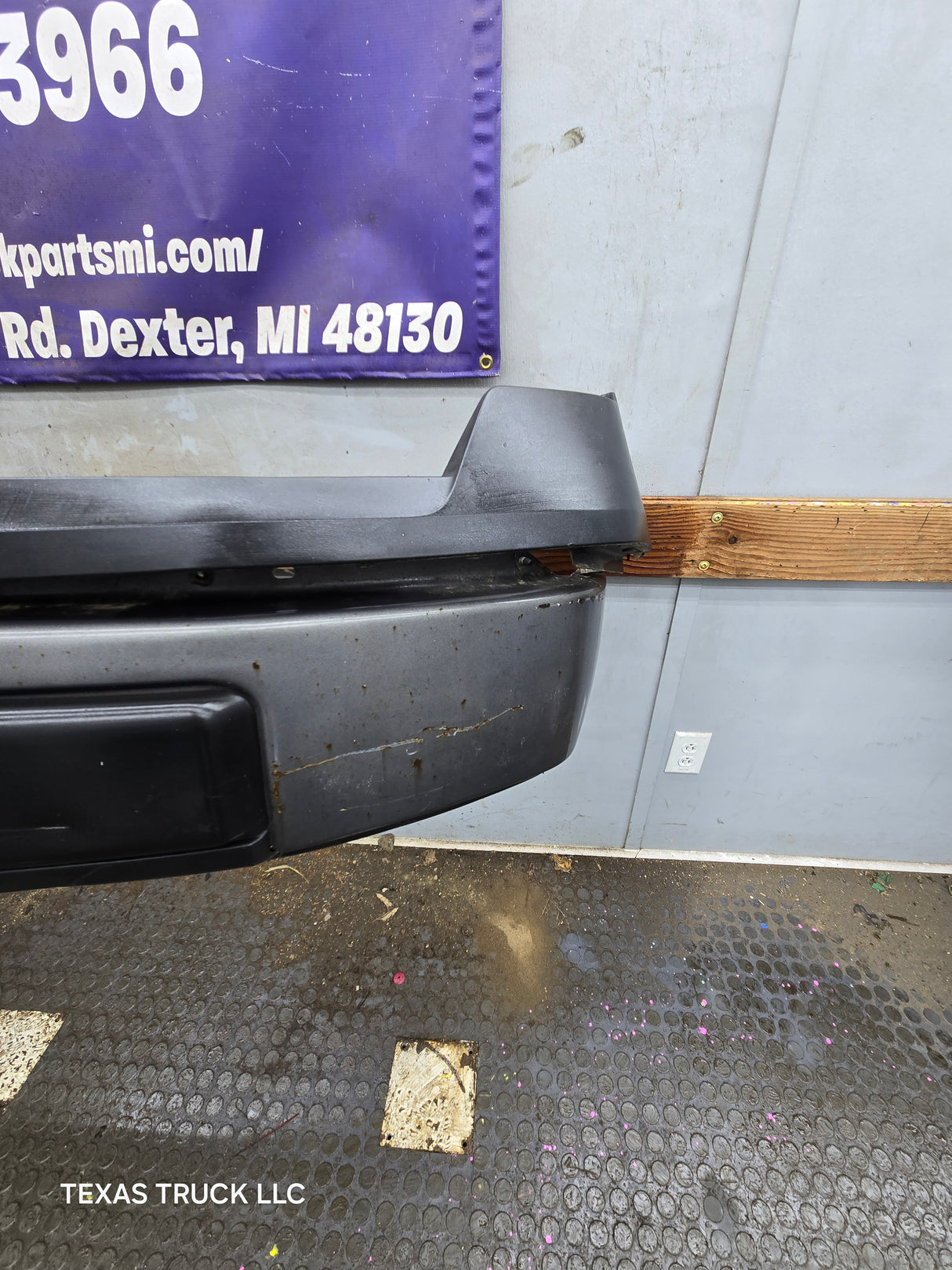 2009-2014 Ford F150 Front Bumper - Black