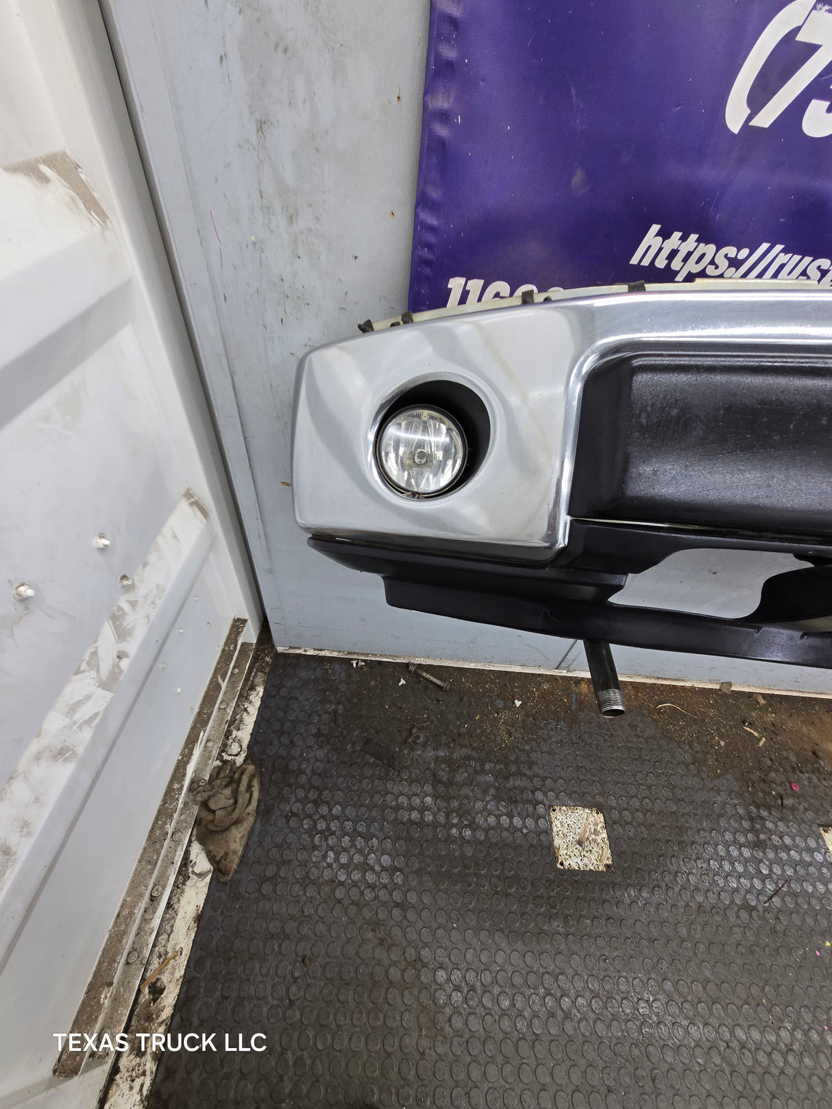 2009-2014 Ford F150 Front Bumper With Fog Light Holes