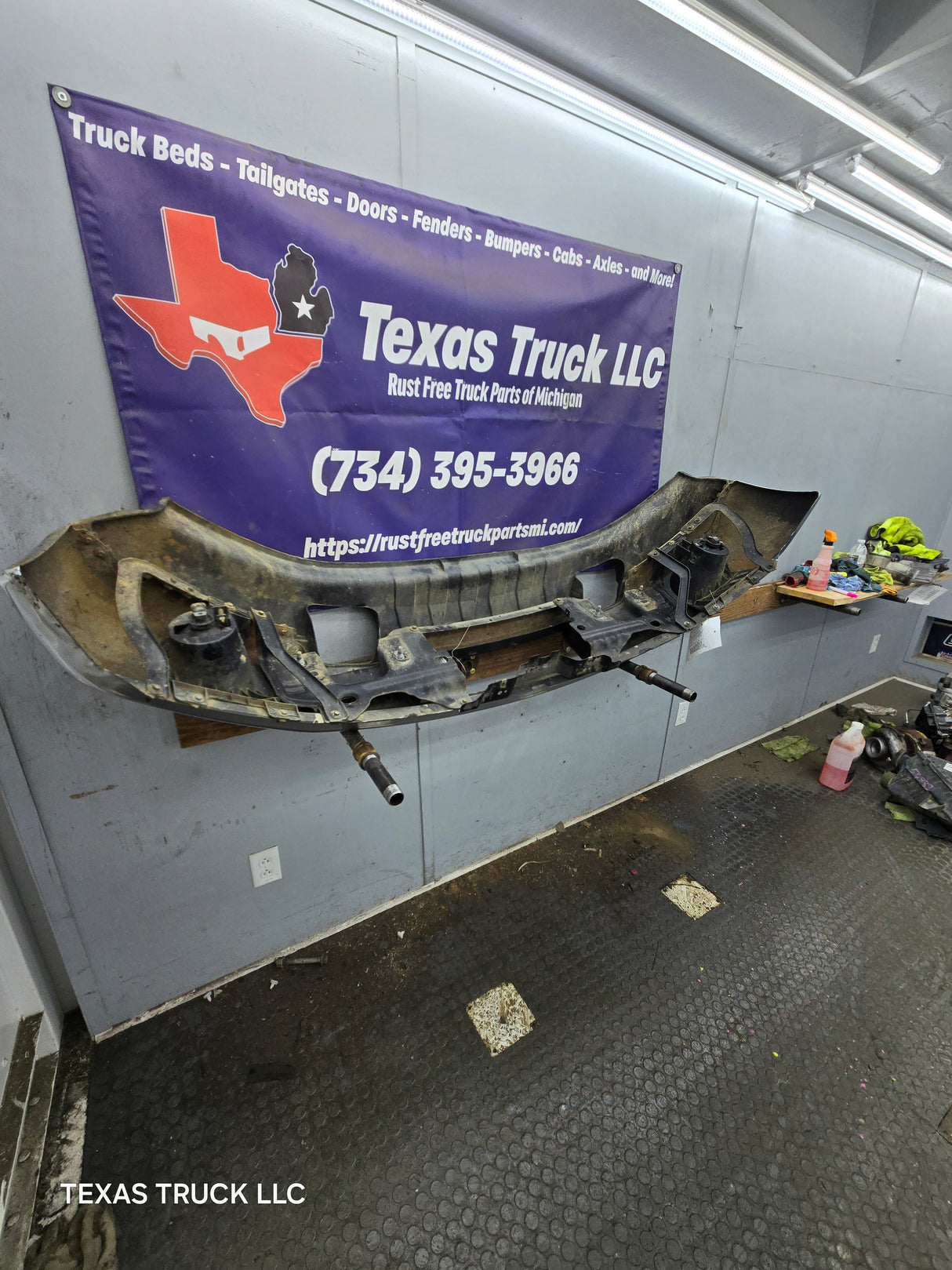 2009-2014 Ford F150 Front Bumper With Fog Light Holes