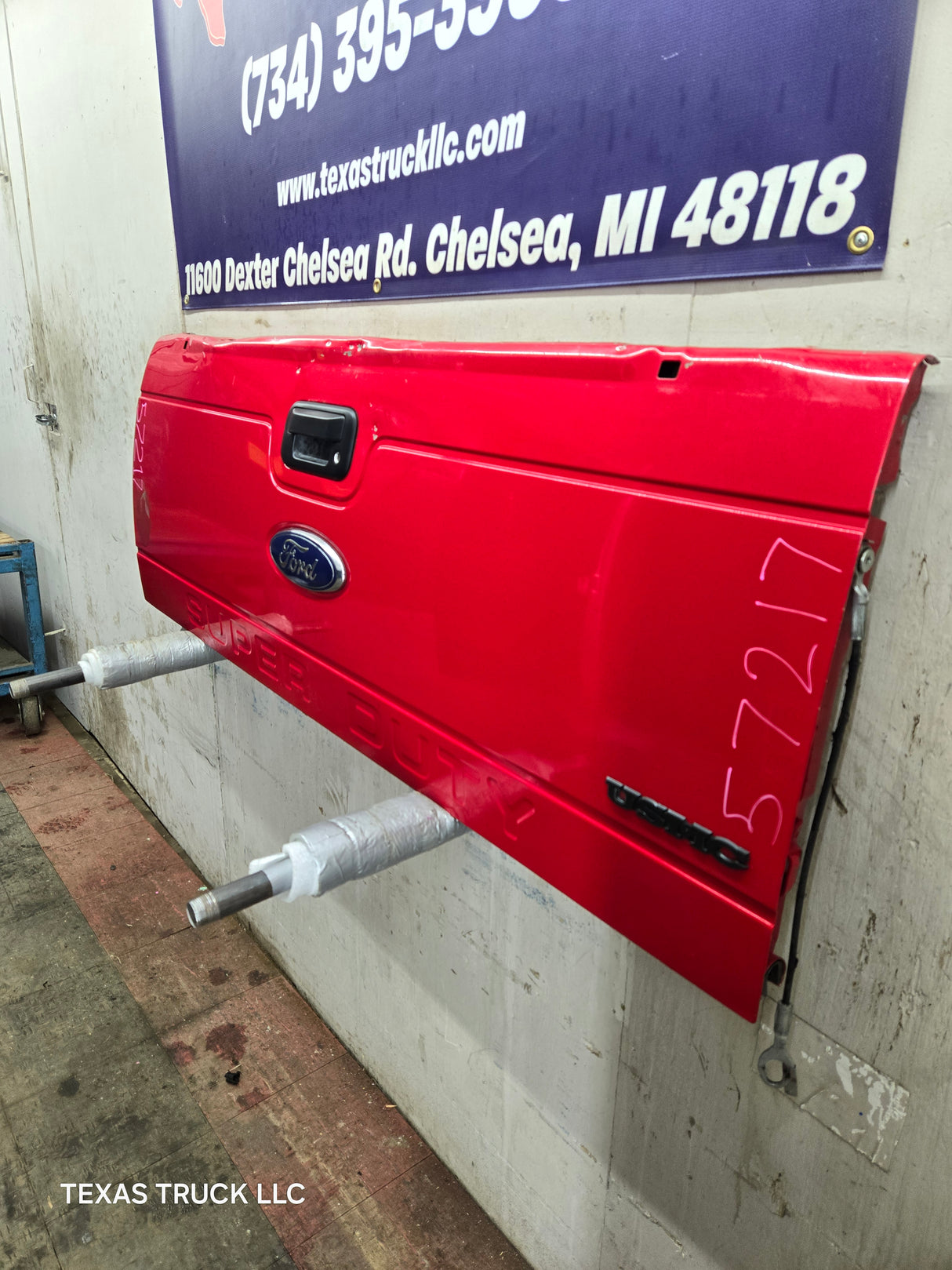 2008-2016 Ford Super Duty Tailgate F250 F350 F450 F550 - Red