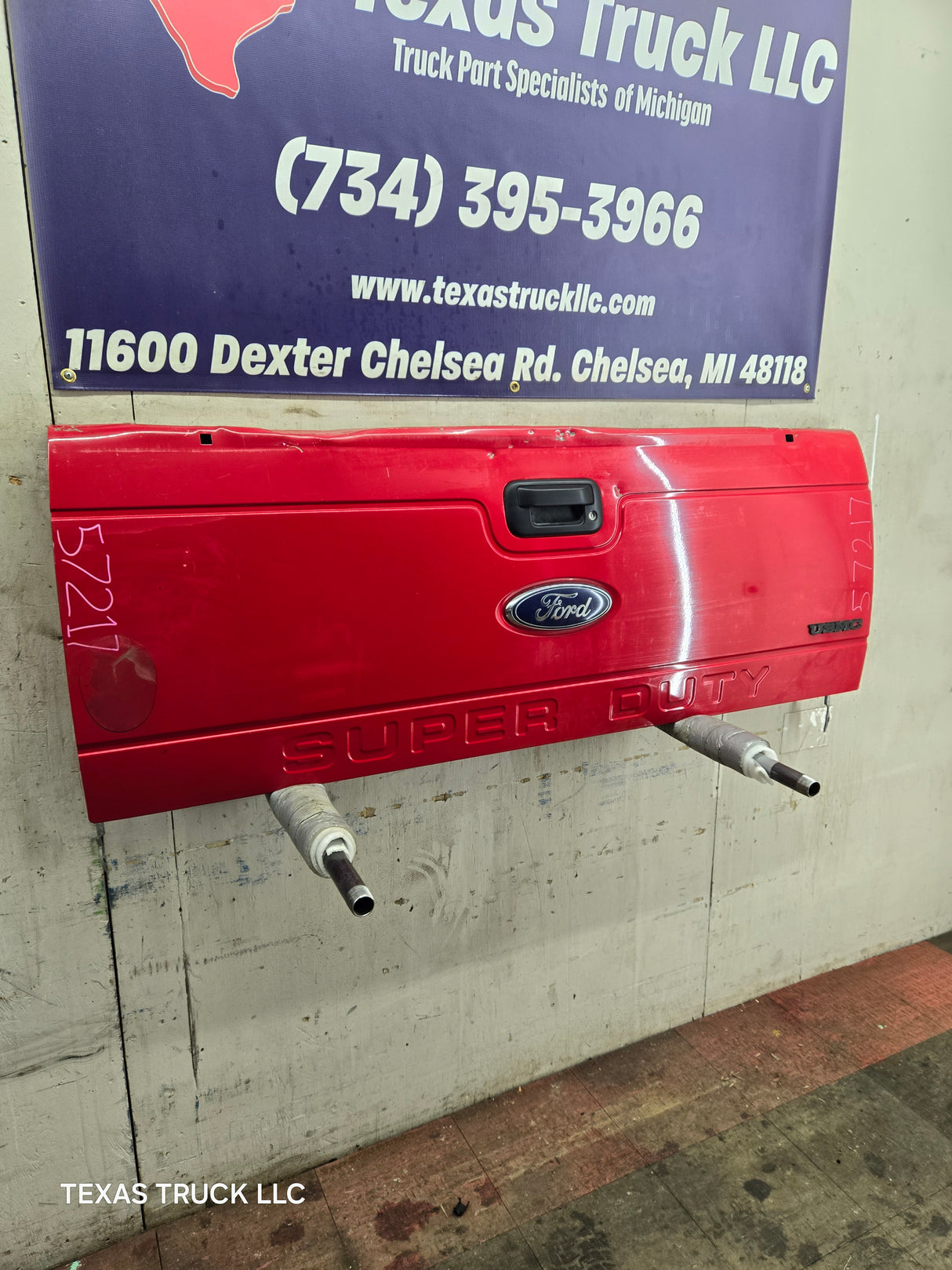 2008-2016 Ford Super Duty Tailgate F250 F350 F450 F550 - Red