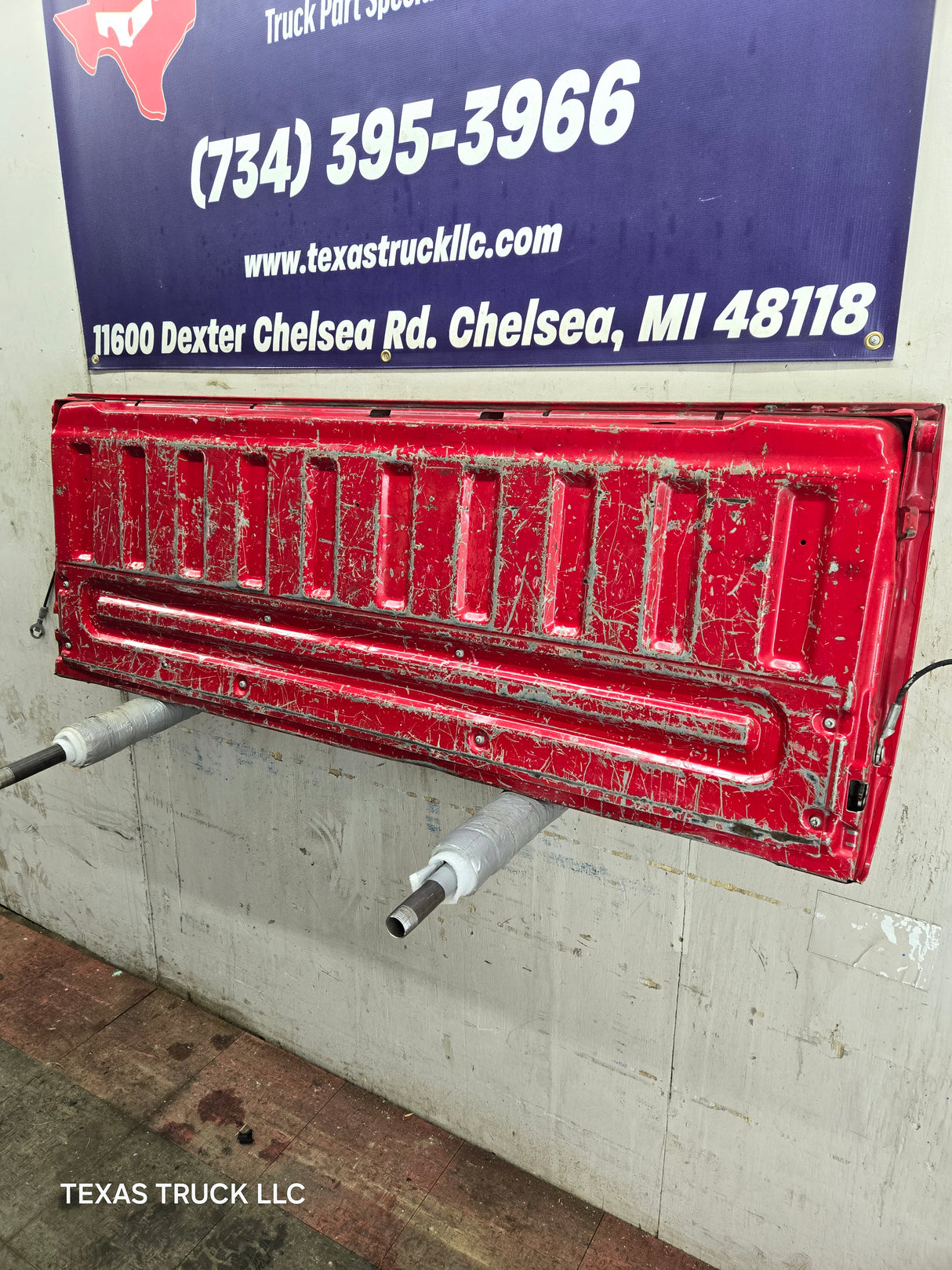 2008-2016 Ford Super Duty Tailgate F250 F350 F450 F550 - Red