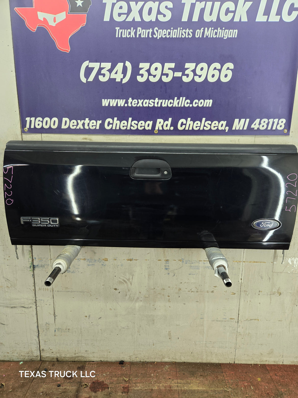 1997-2003 F150 / 1999-2007 Ford F250 F350 F450 F550 Super Duty Tailgate - Black