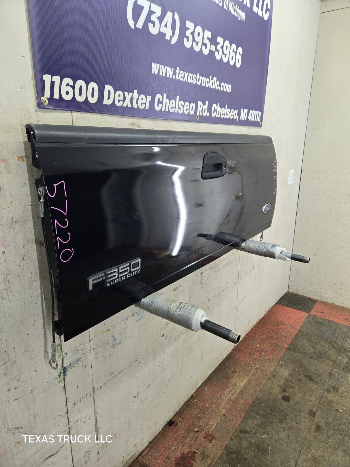 1997-2003 F150 / 1999-2007 Ford F250 F350 F450 F550 Super Duty Tailgate - Black