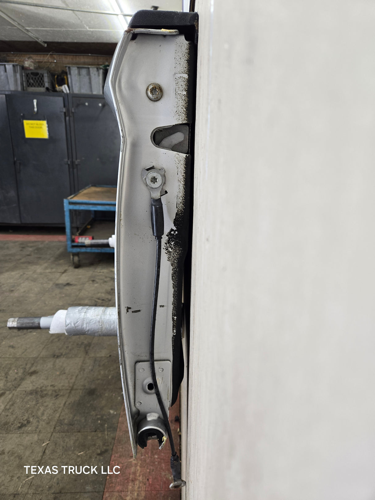 2009-2018 Dodge Ram 4th Gen 1500 2500 3500 Tailgate