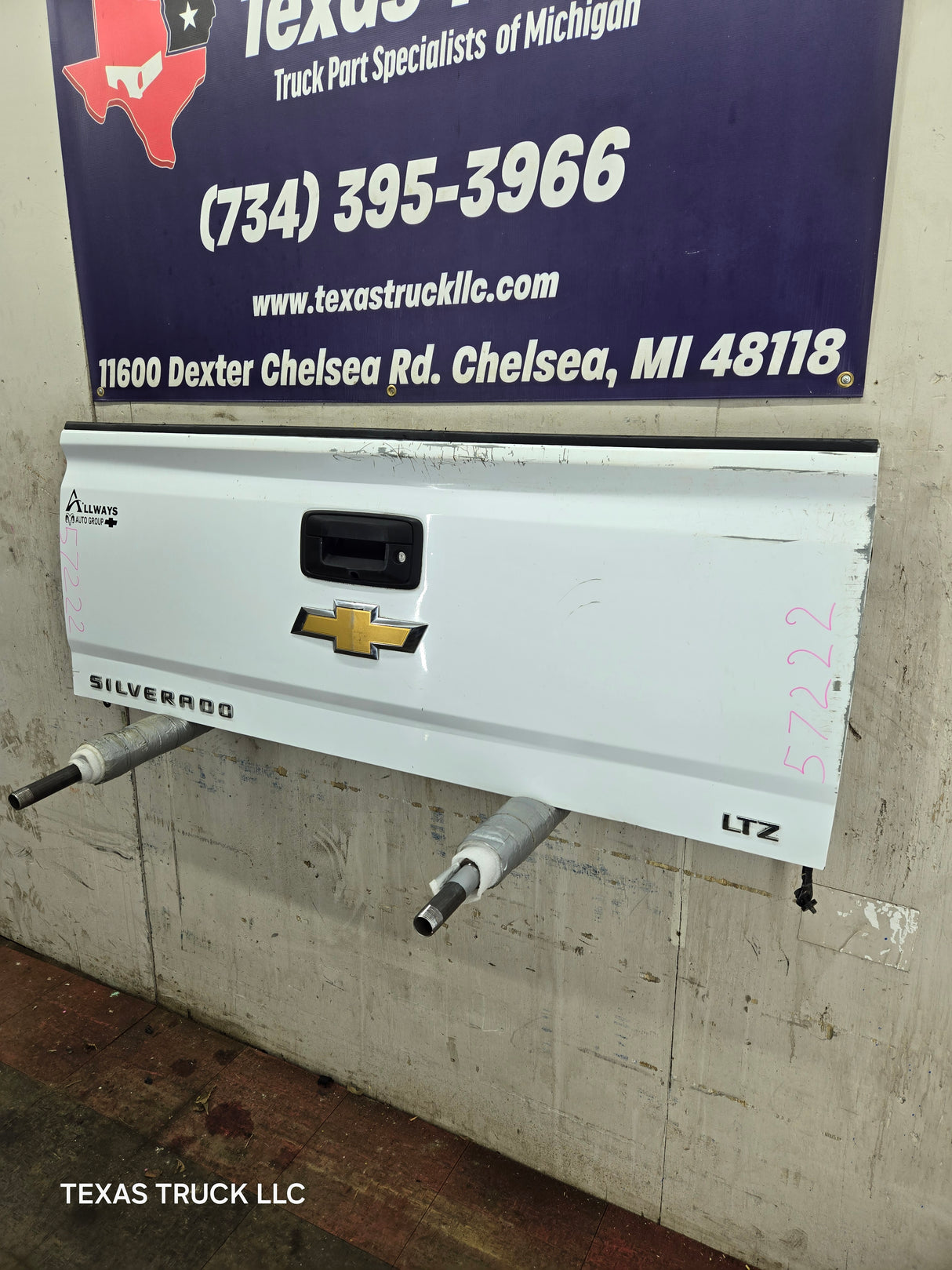 2014-2019 Chevrolet Silverado / GMC Sierra 1500 2500 3500 HD Tailgate