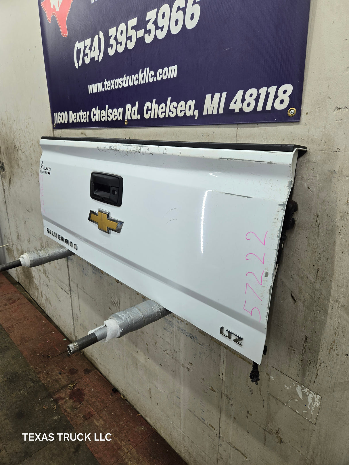 2014-2019 Chevrolet Silverado / GMC Sierra 1500 2500 3500 HD Tailgate