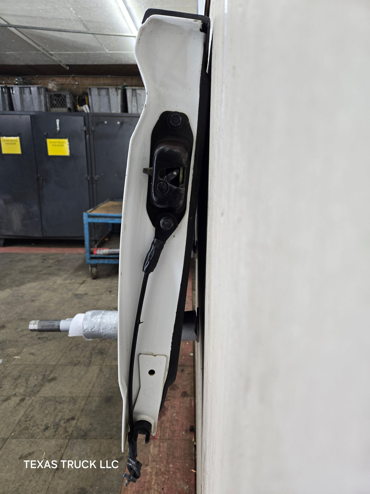 2014-2019 Chevrolet Silverado / GMC Sierra 1500 2500 3500 HD Tailgate