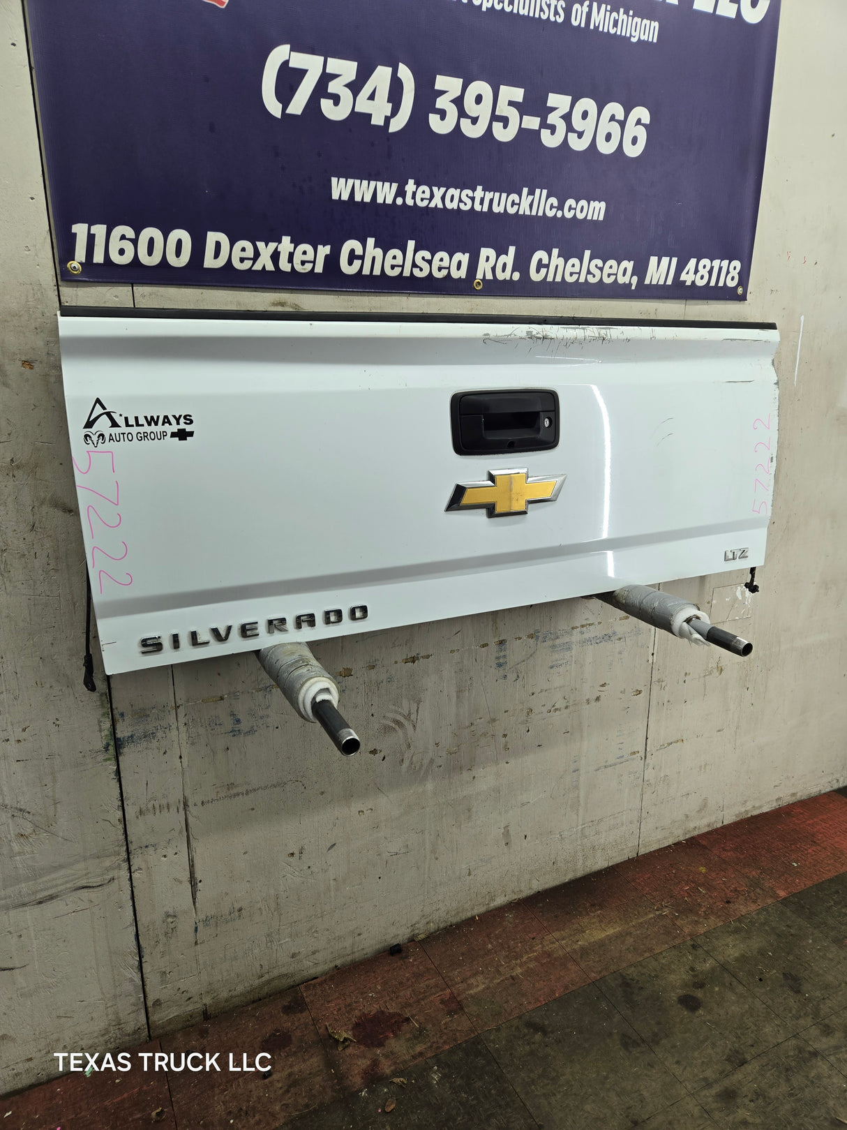 2014-2019 Chevrolet Silverado / GMC Sierra 1500 2500 3500 HD Tailgate