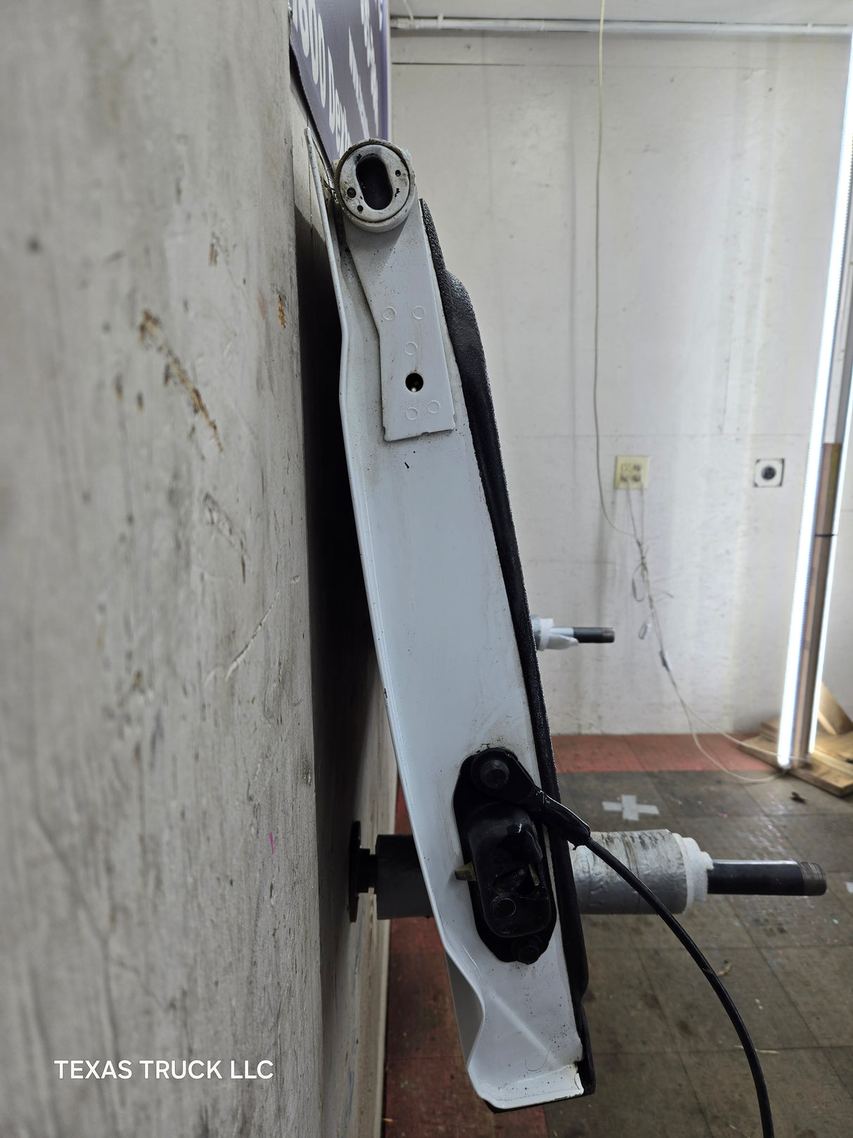 2014-2019 Chevrolet Silverado / GMC Sierra 1500 2500 3500 HD Tailgate