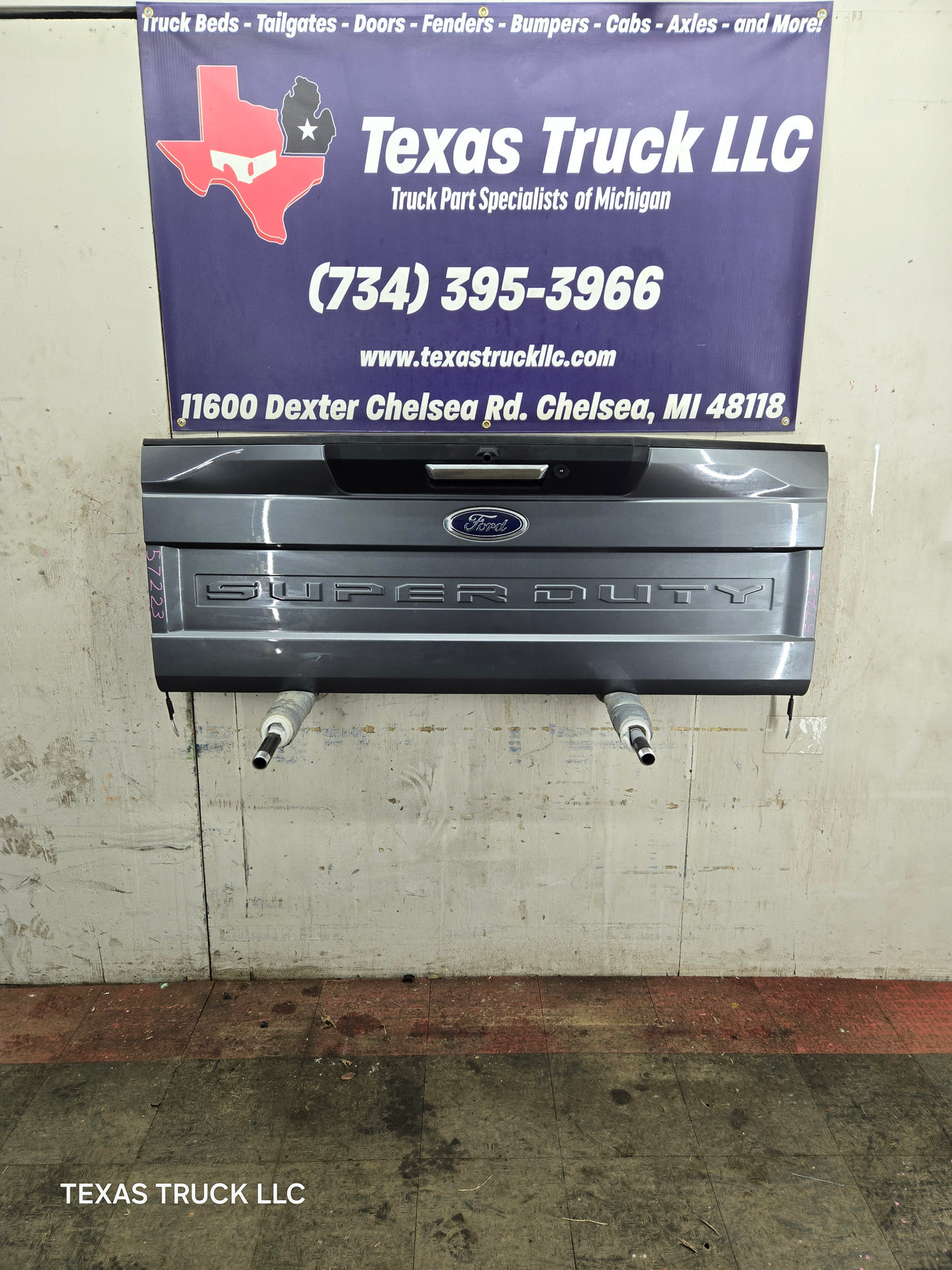 2017-2022 Ford F250 F350 F450 F550 Super Duty Tailgate With Step