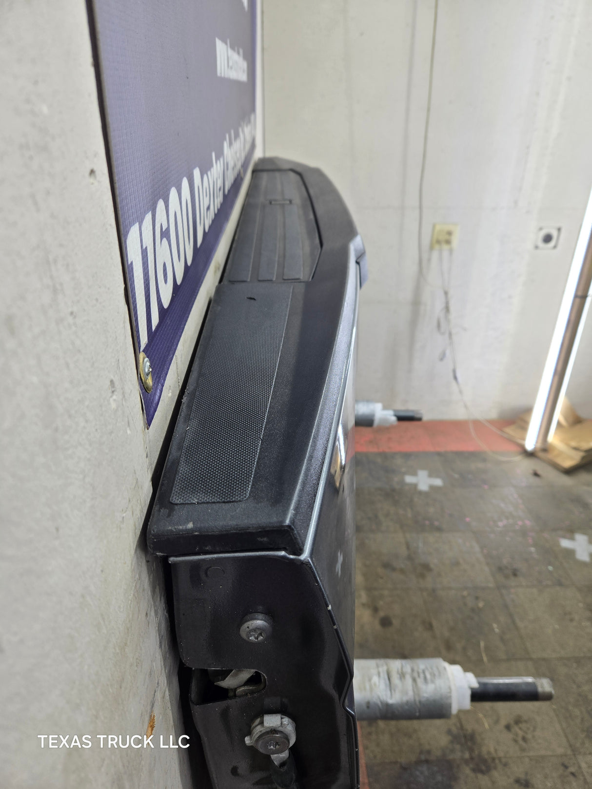 2017-2022 Ford F250 F350 F450 F550 Super Duty Tailgate With Step