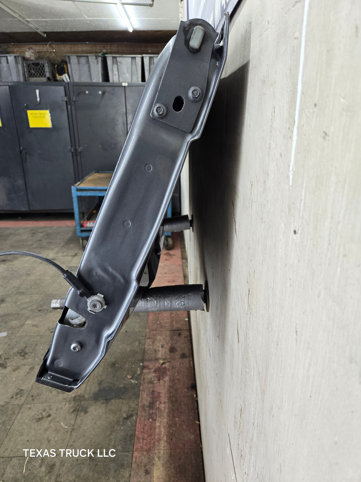 2017-2022 Ford F250 F350 F450 F550 Super Duty Tailgate With Step